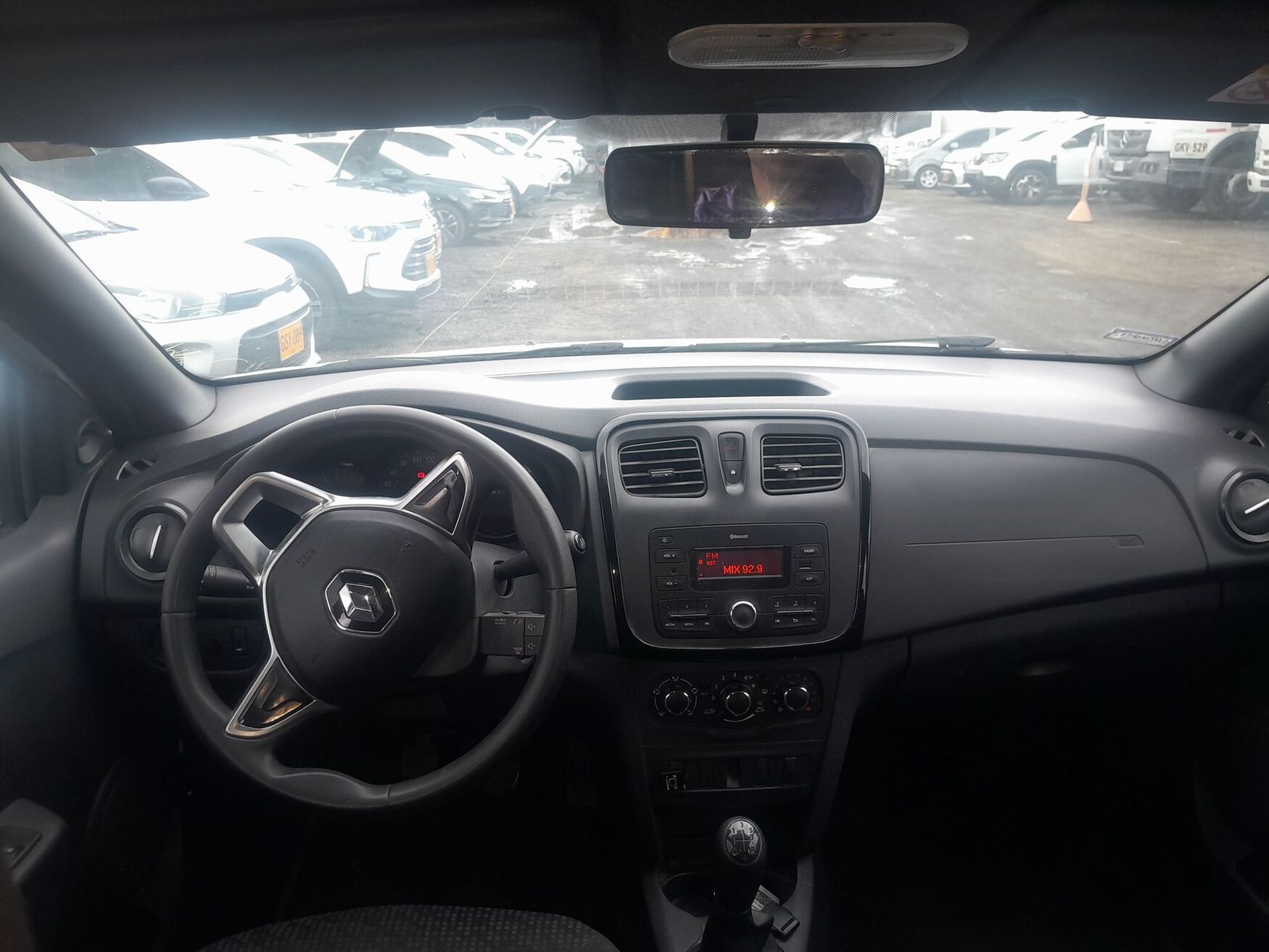 RENAULT SANDERO 2021