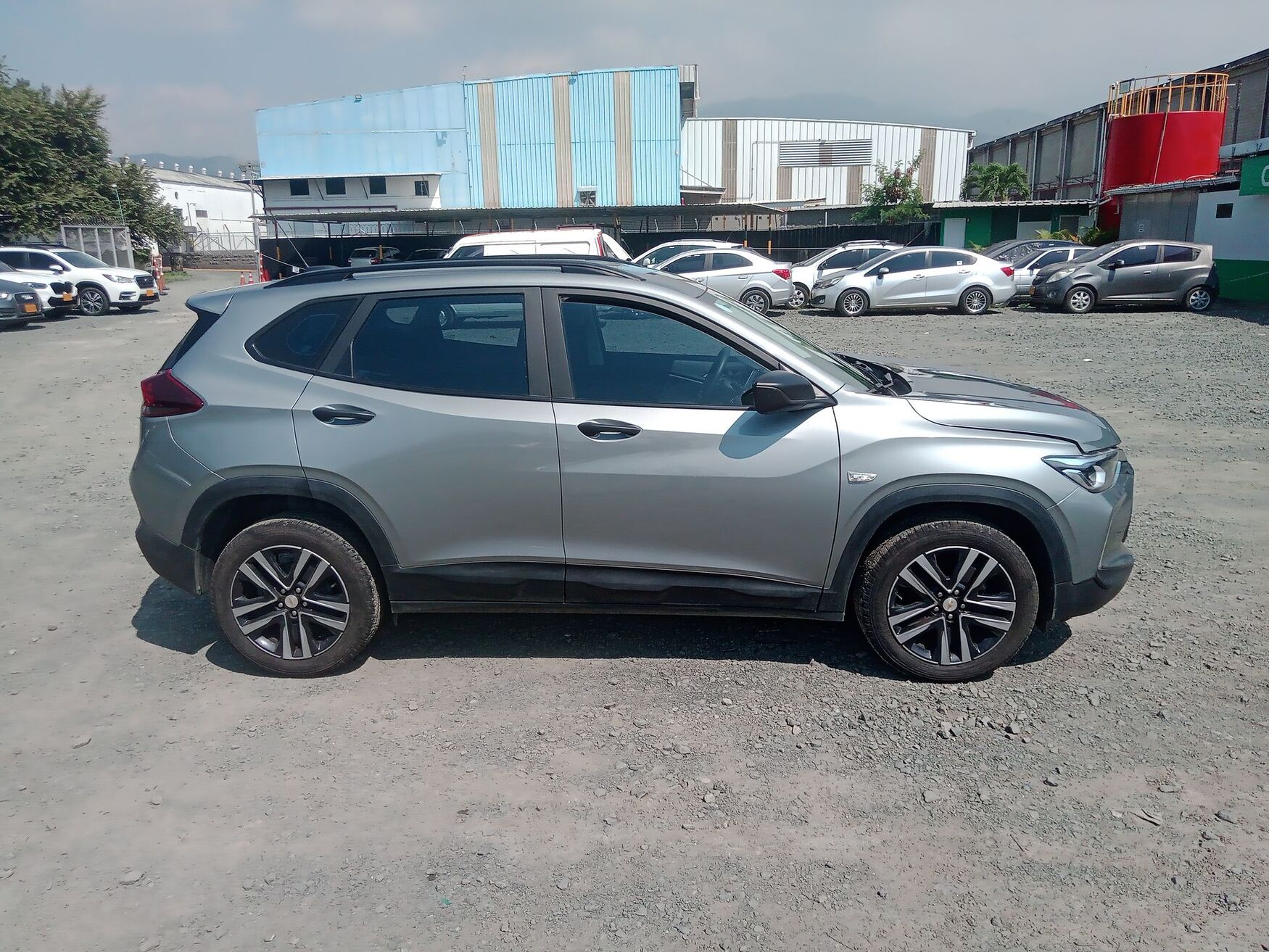CHEVROLET TRACKER 2025