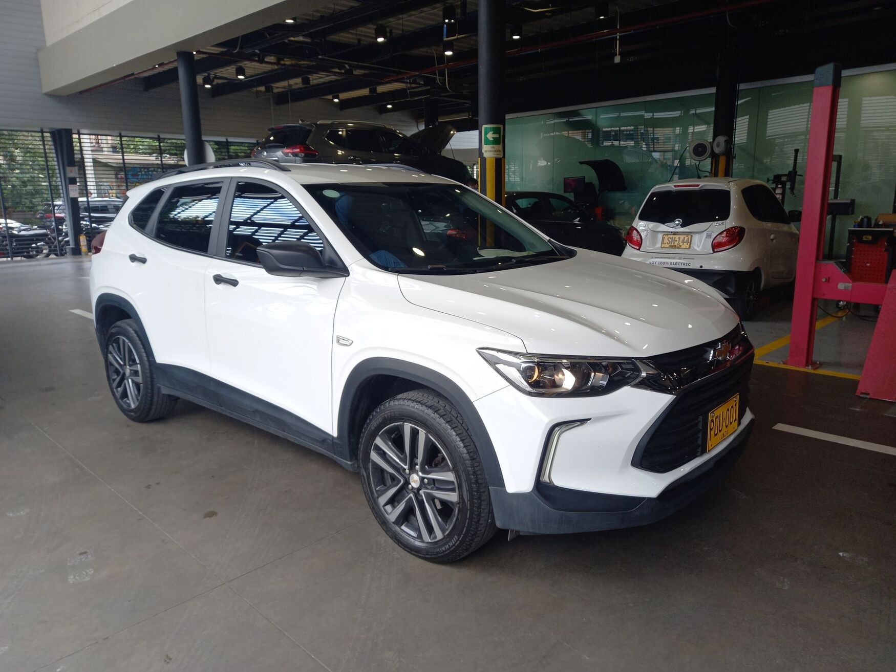 CHEVROLET TRACKER 2025