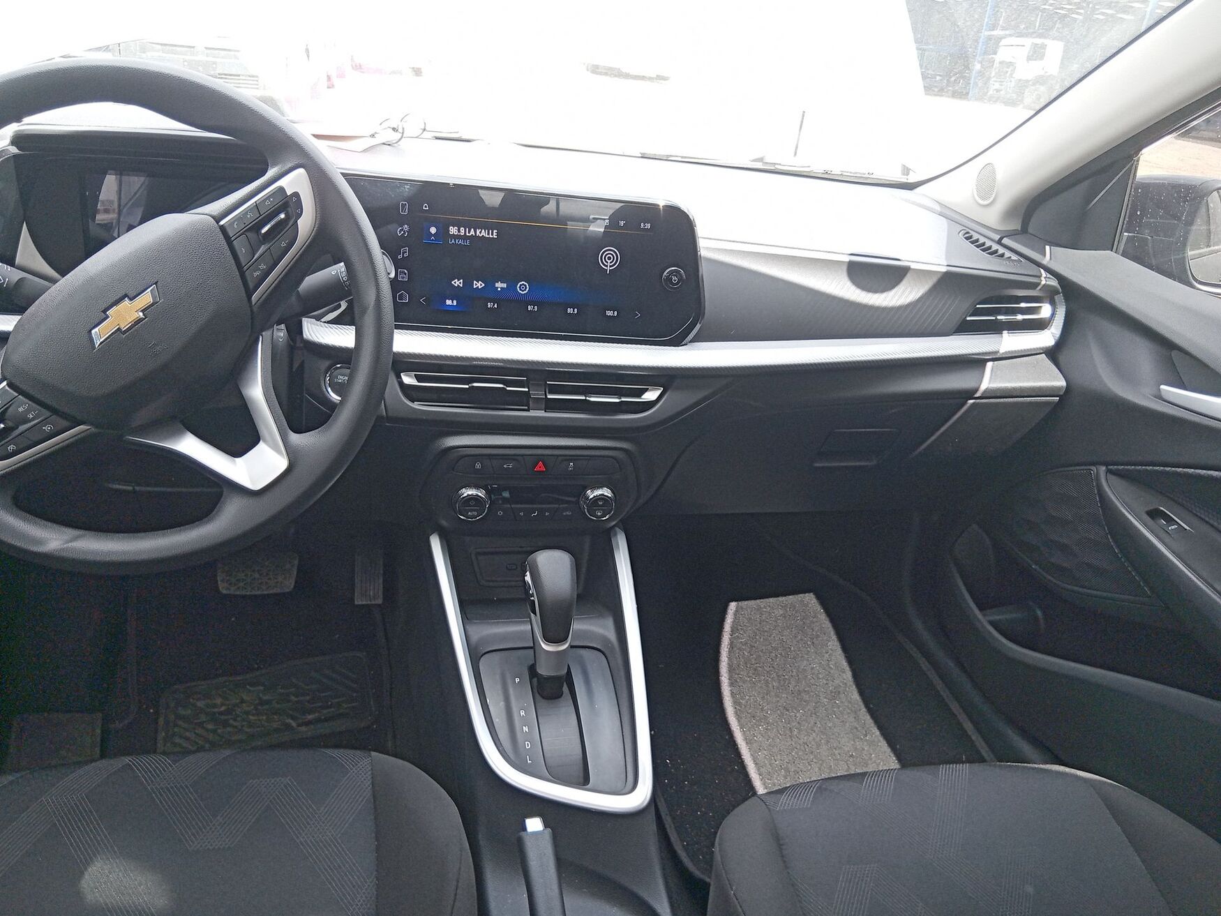 CHEVROLET ONIX 2026