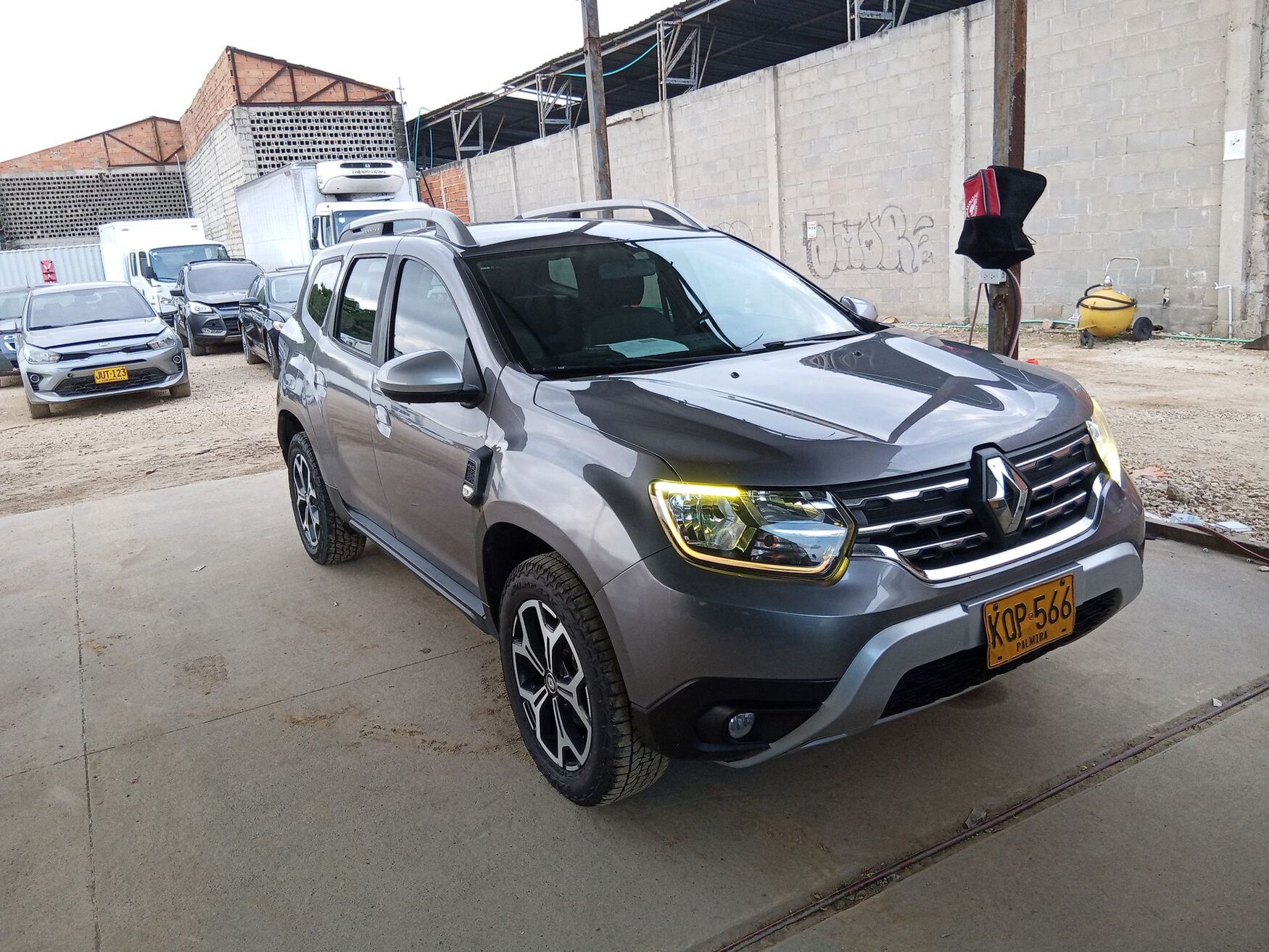 RENAULT DUSTER 2022