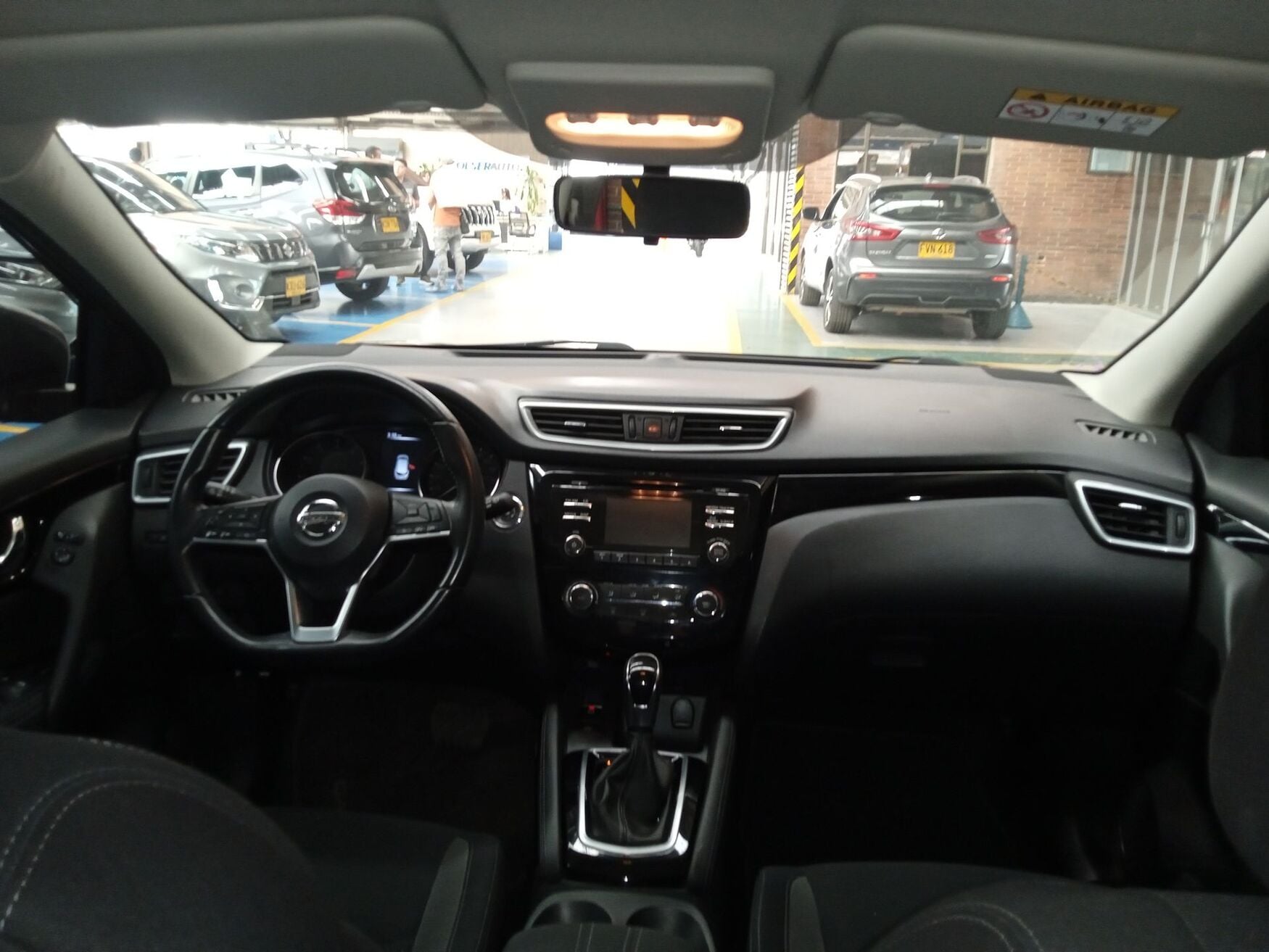 NISSAN QASHQAI 2019