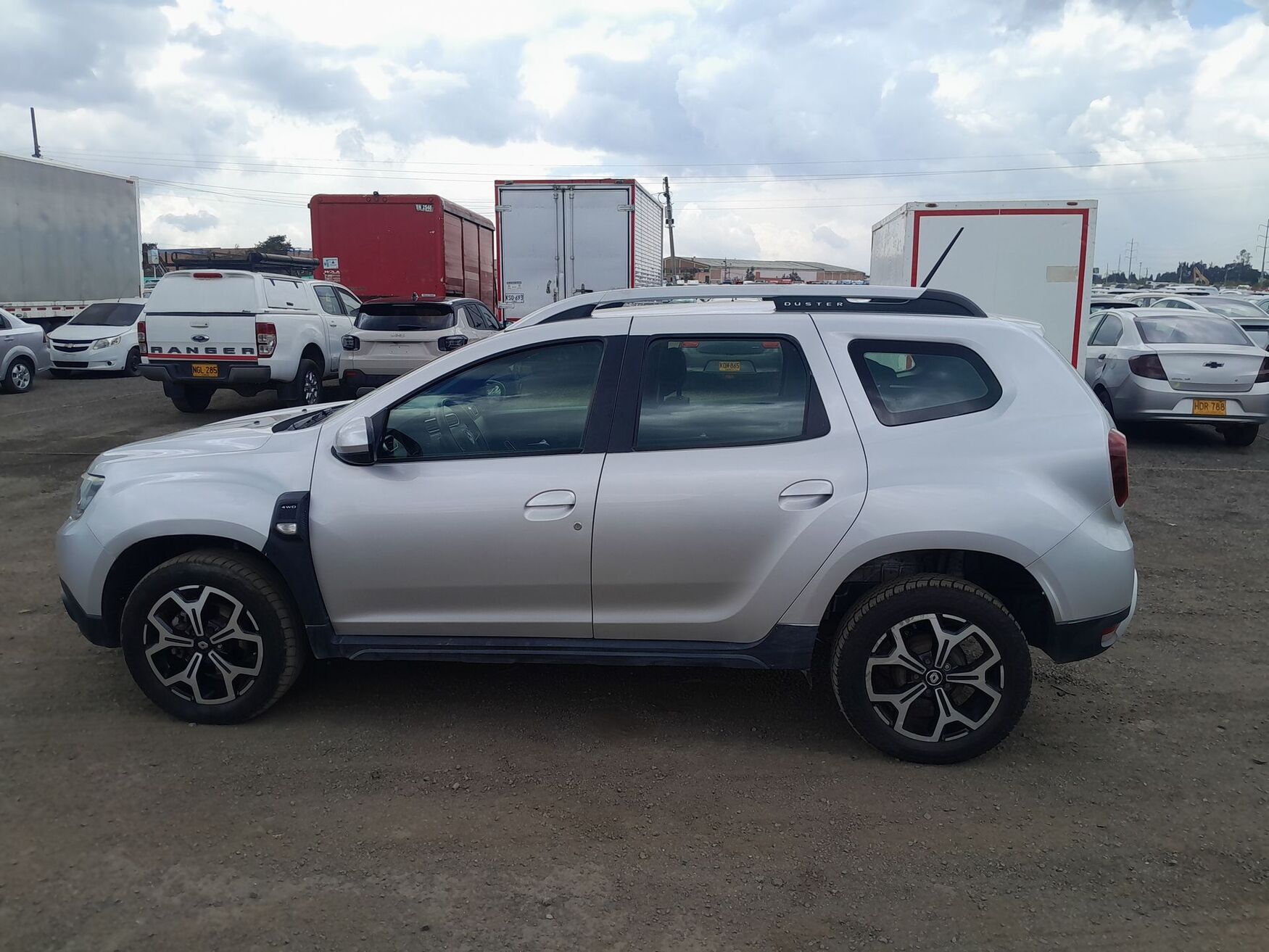 RENAULT DUSTER 2022