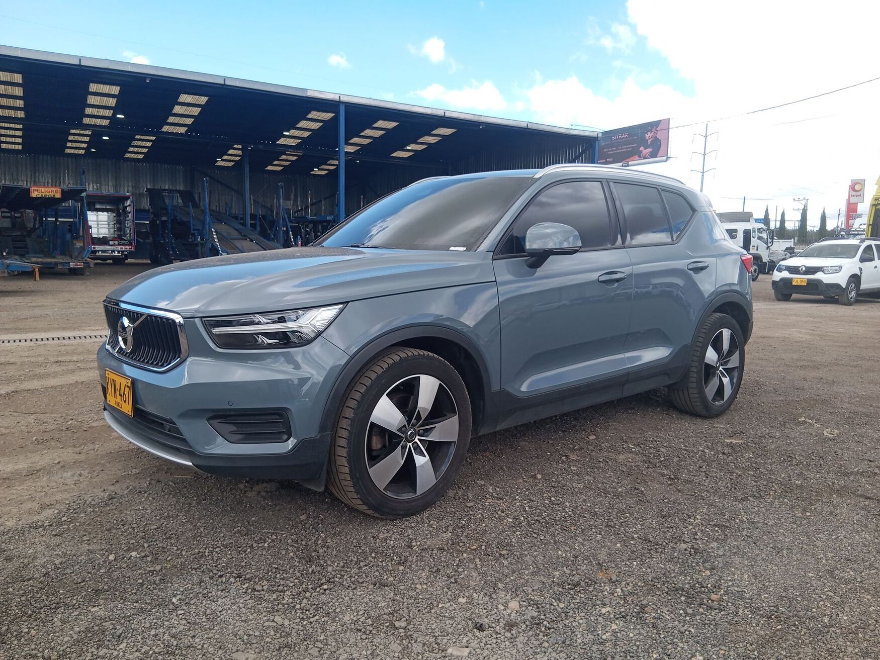 VOLVO XC40 2022