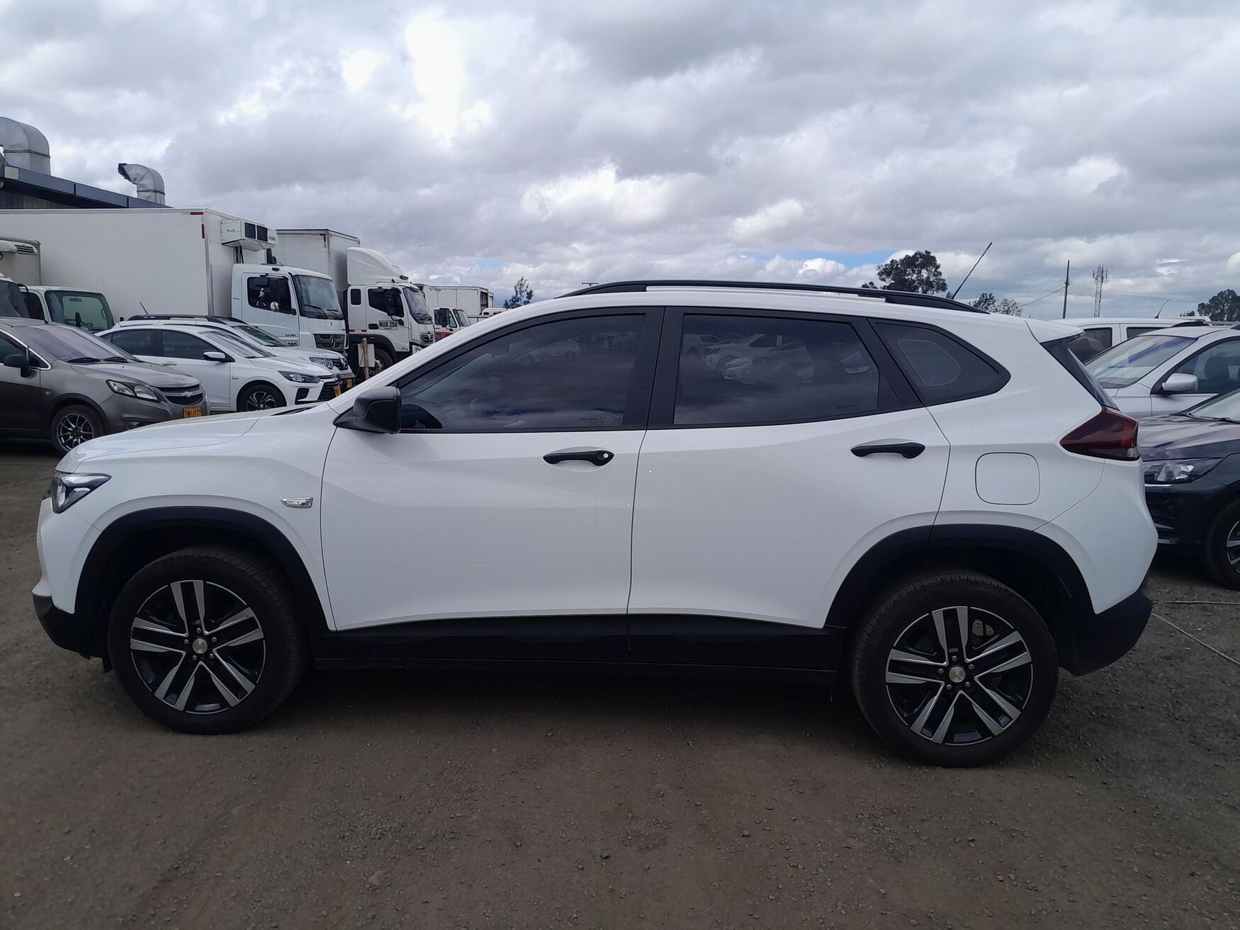 CHEVROLET TRACKER 2025
