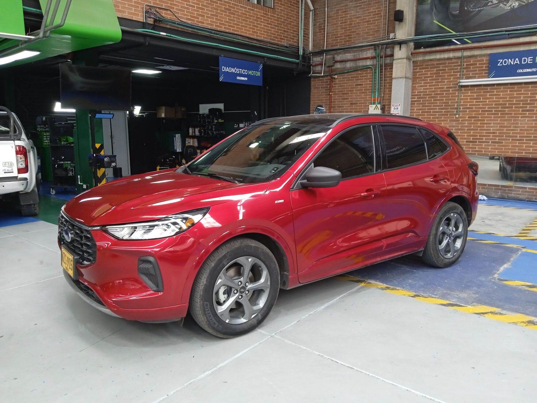 FORD ESCAPE 2024