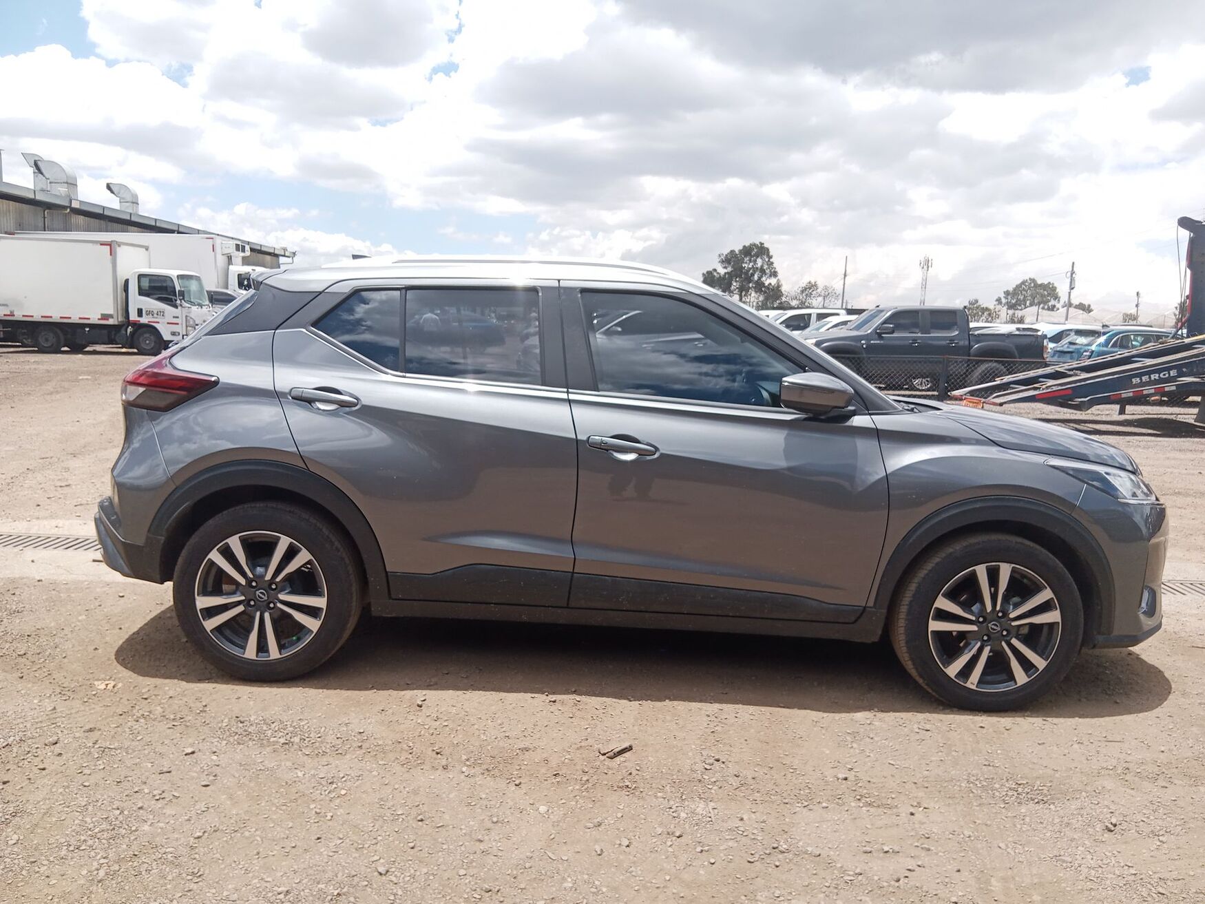 NISSAN KICKS 2026