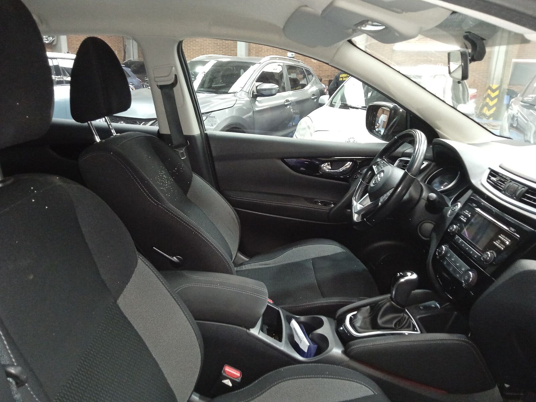 NISSAN QASHQAI 2019