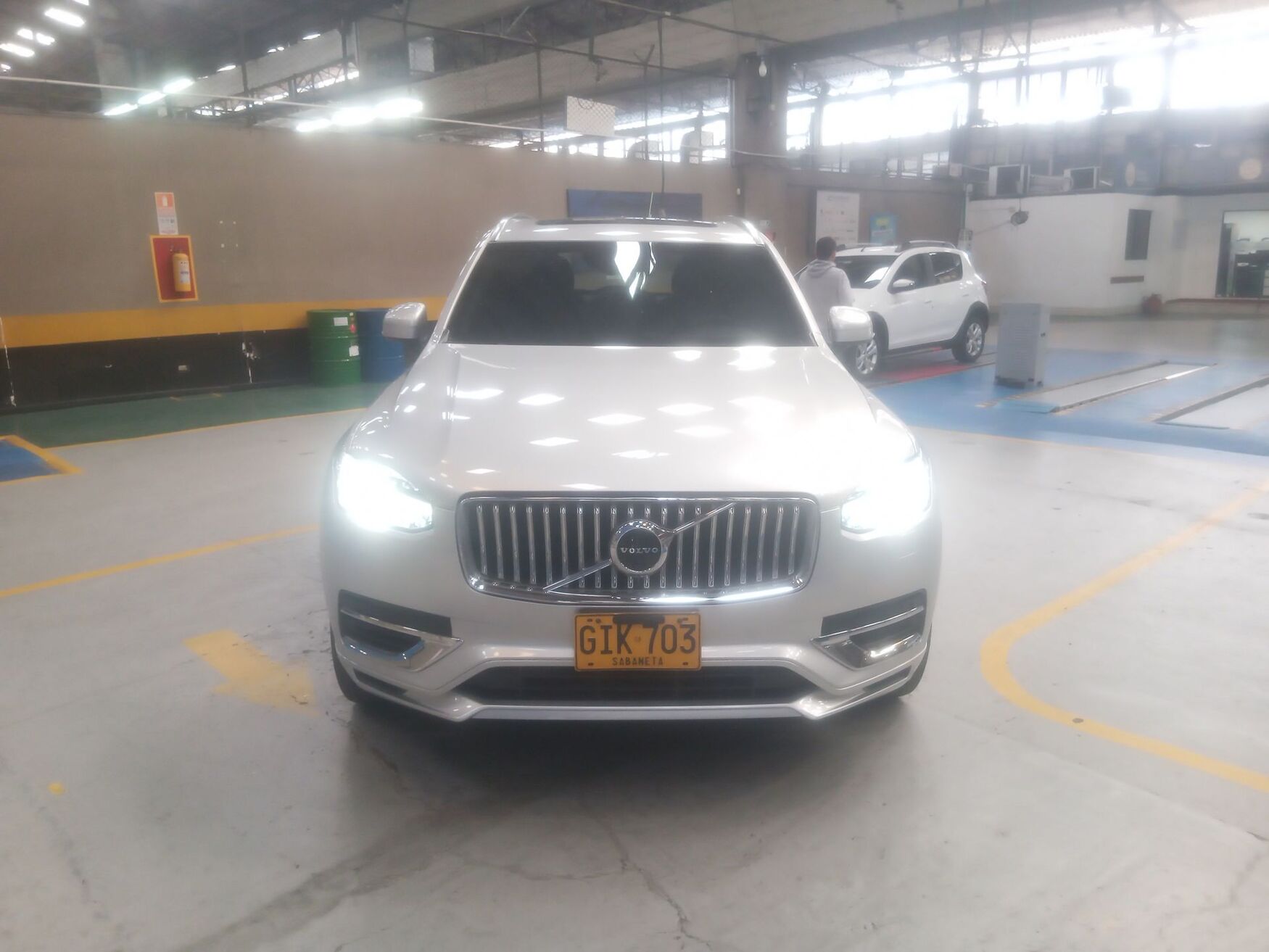 VOLVO XC90 2020