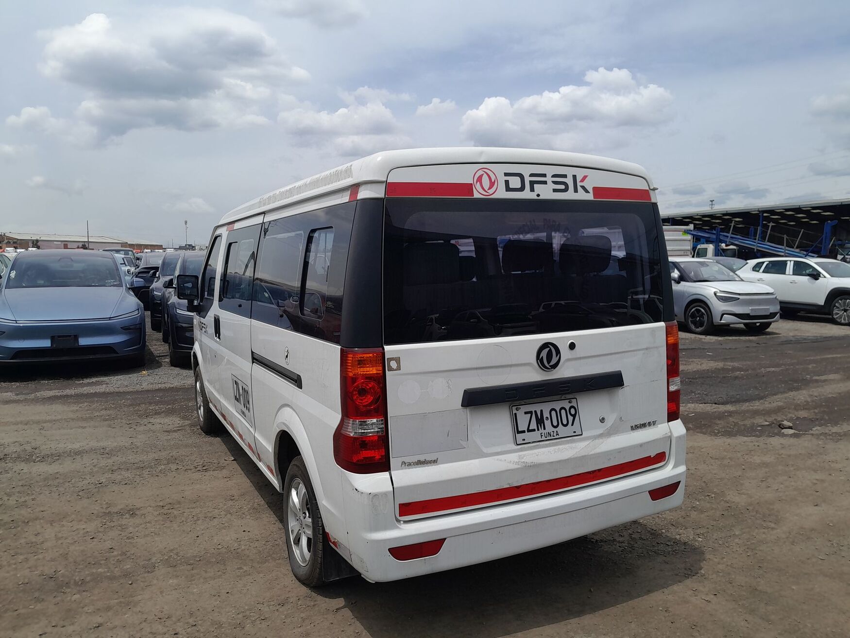 DFSK C37 2024