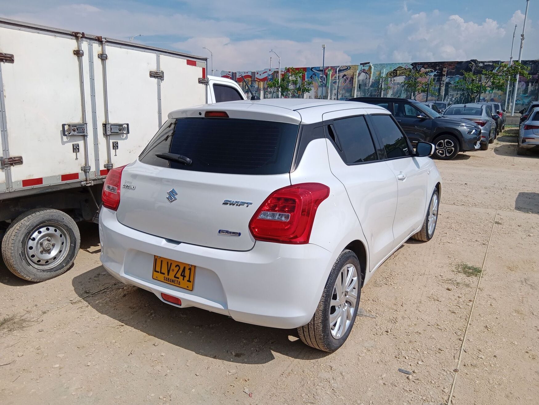 SUZUKI SWIFT 2023