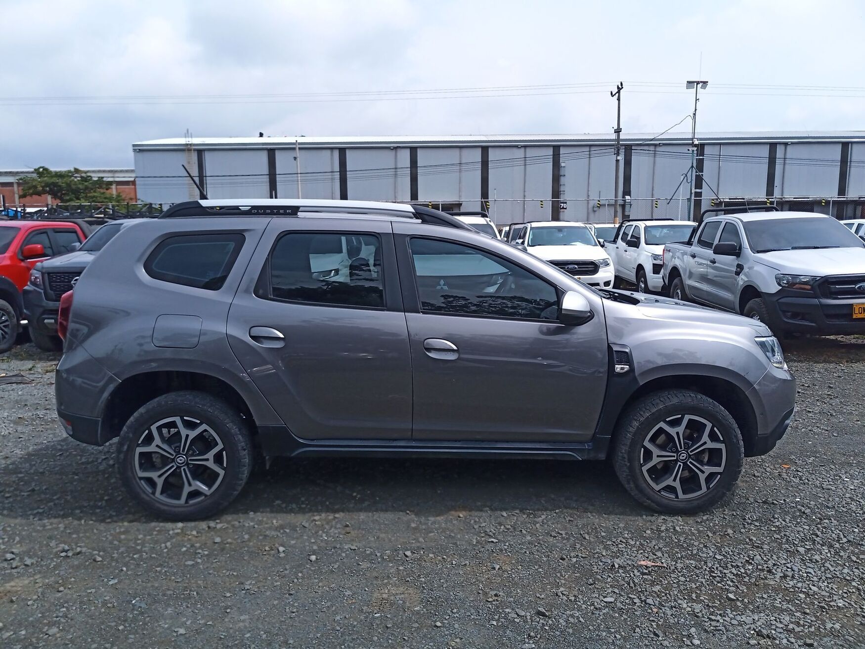 RENAULT DUSTER 2024