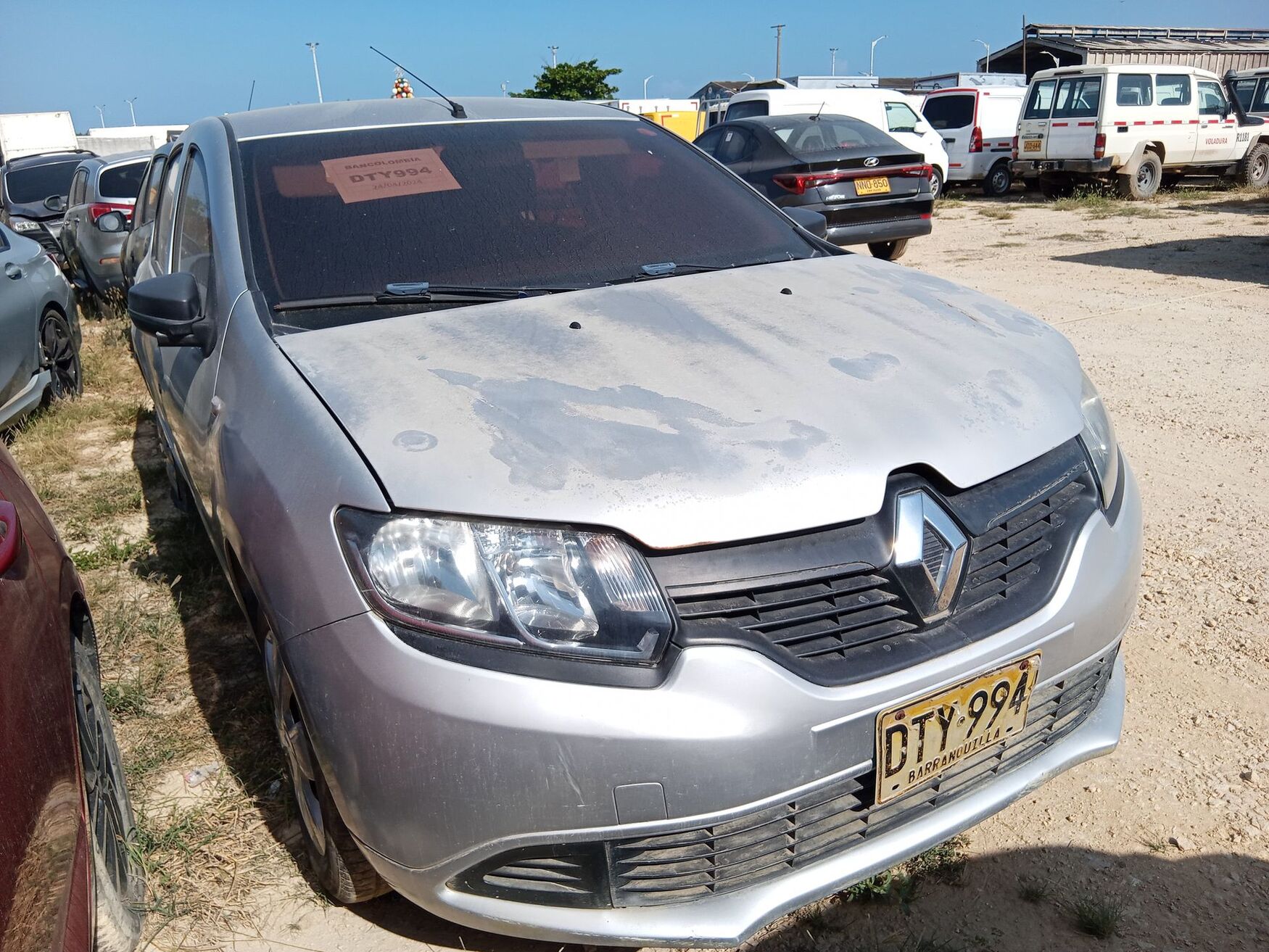 RENAULT LOGAN 2018