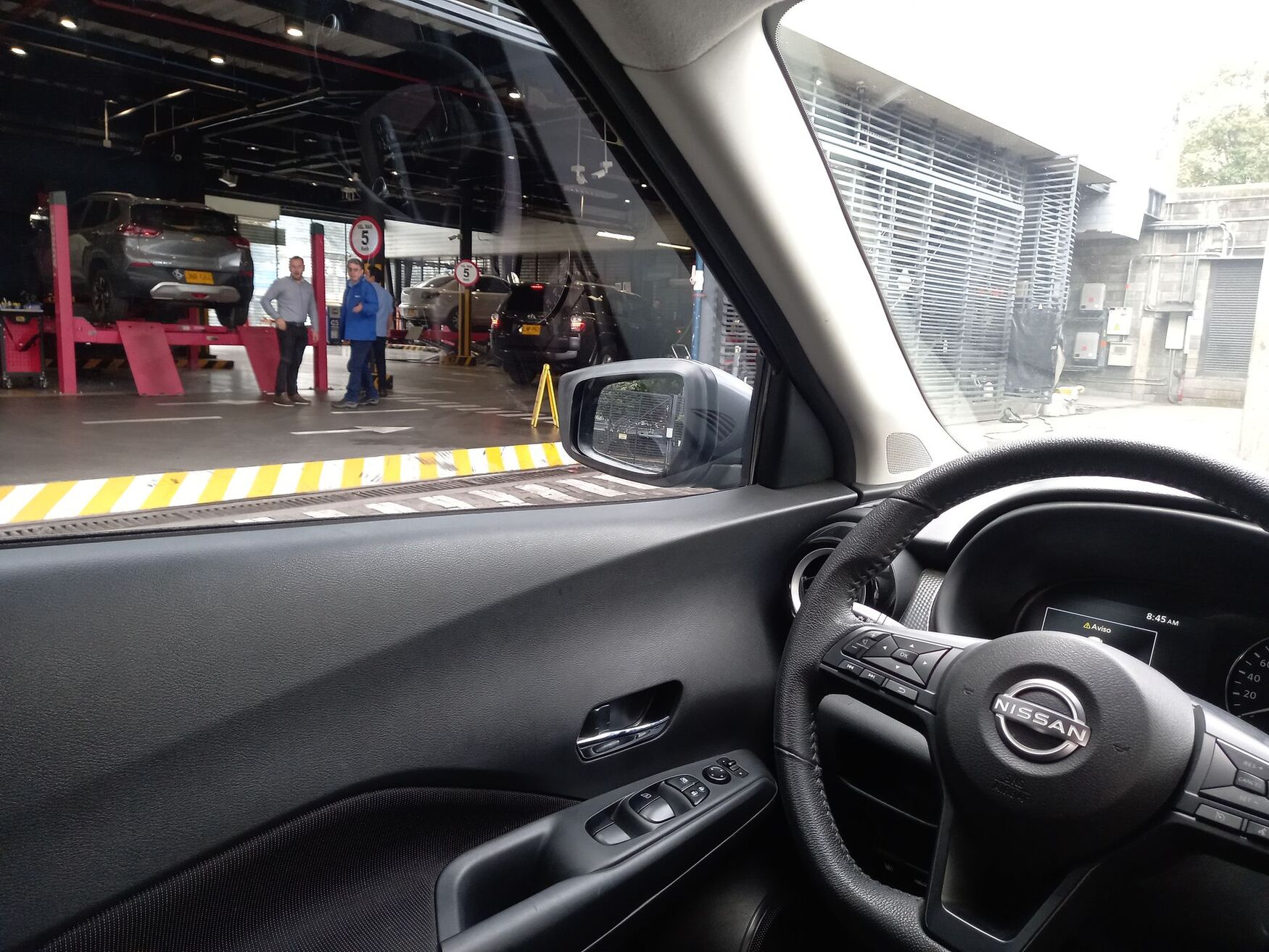 NISSAN KICKS 2026