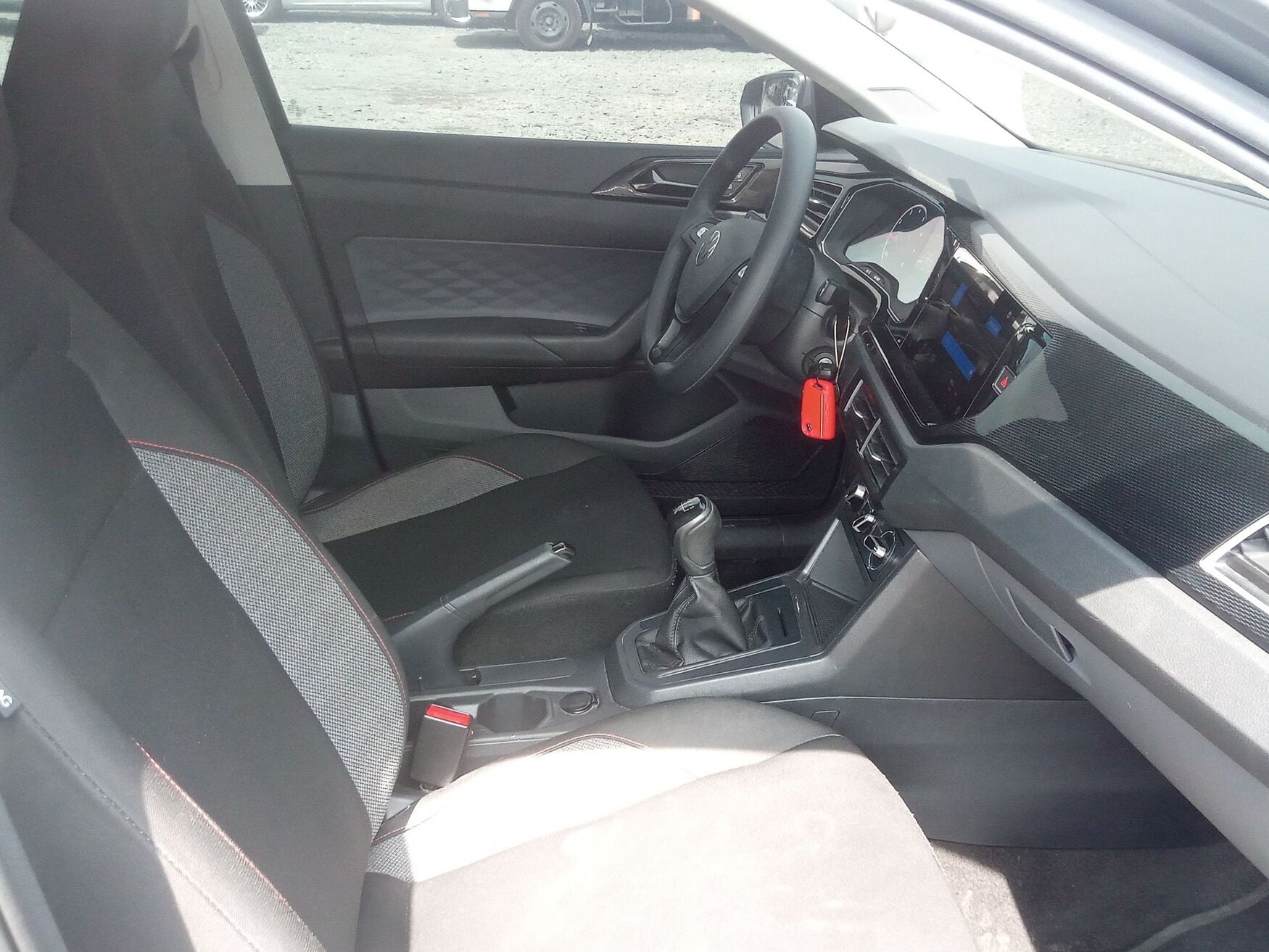 VOLKSWAGEN POLO 2025