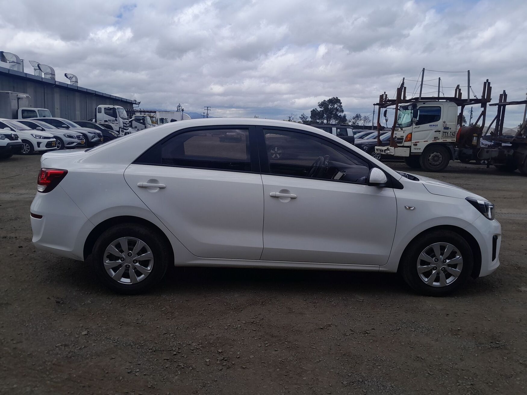 KIA SOLUTO 2026