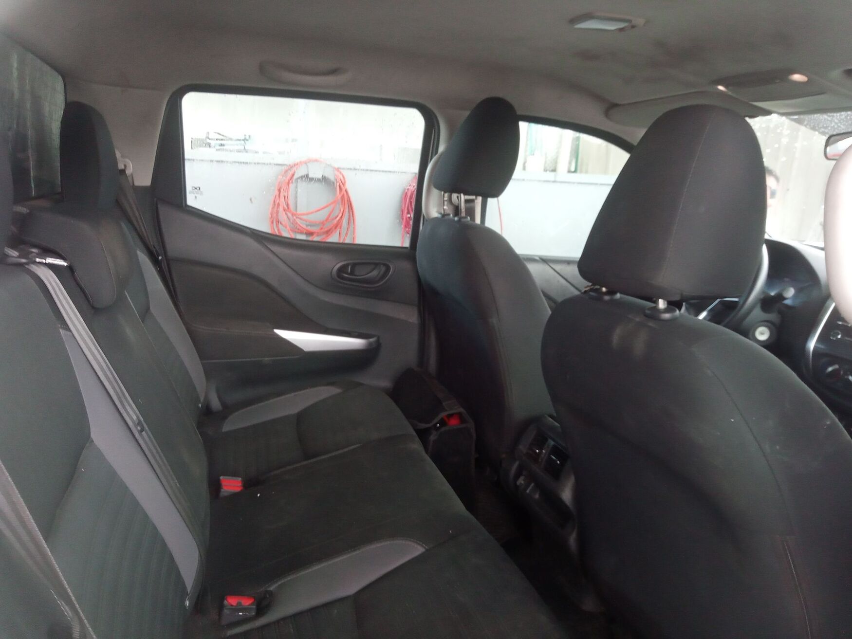 NISSAN FRONTIER 2025