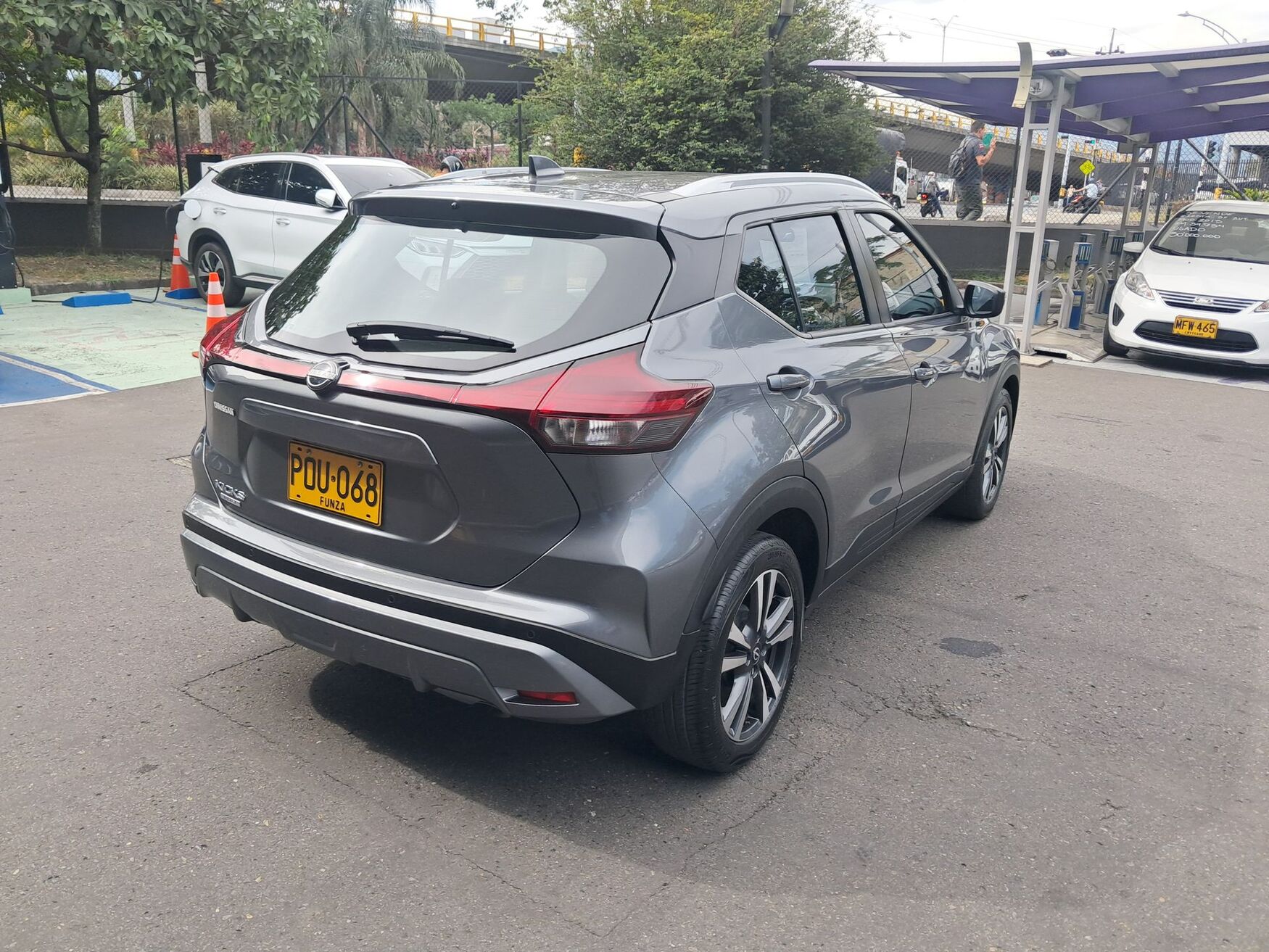 NISSAN KICKS 2026