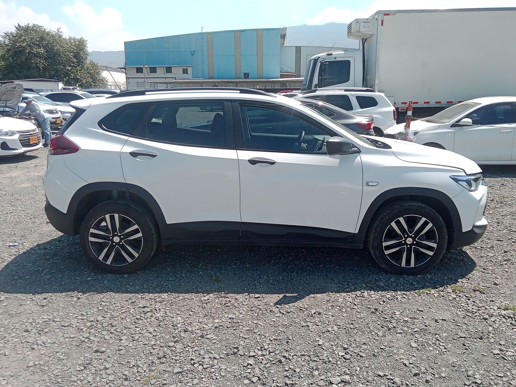 CHEVROLET TRACKER 2025