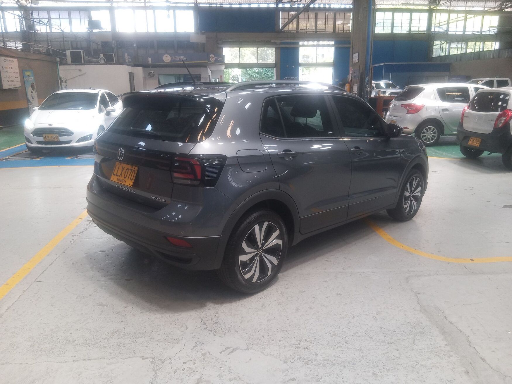 VOLKSWAGEN T-CROSS 2022
