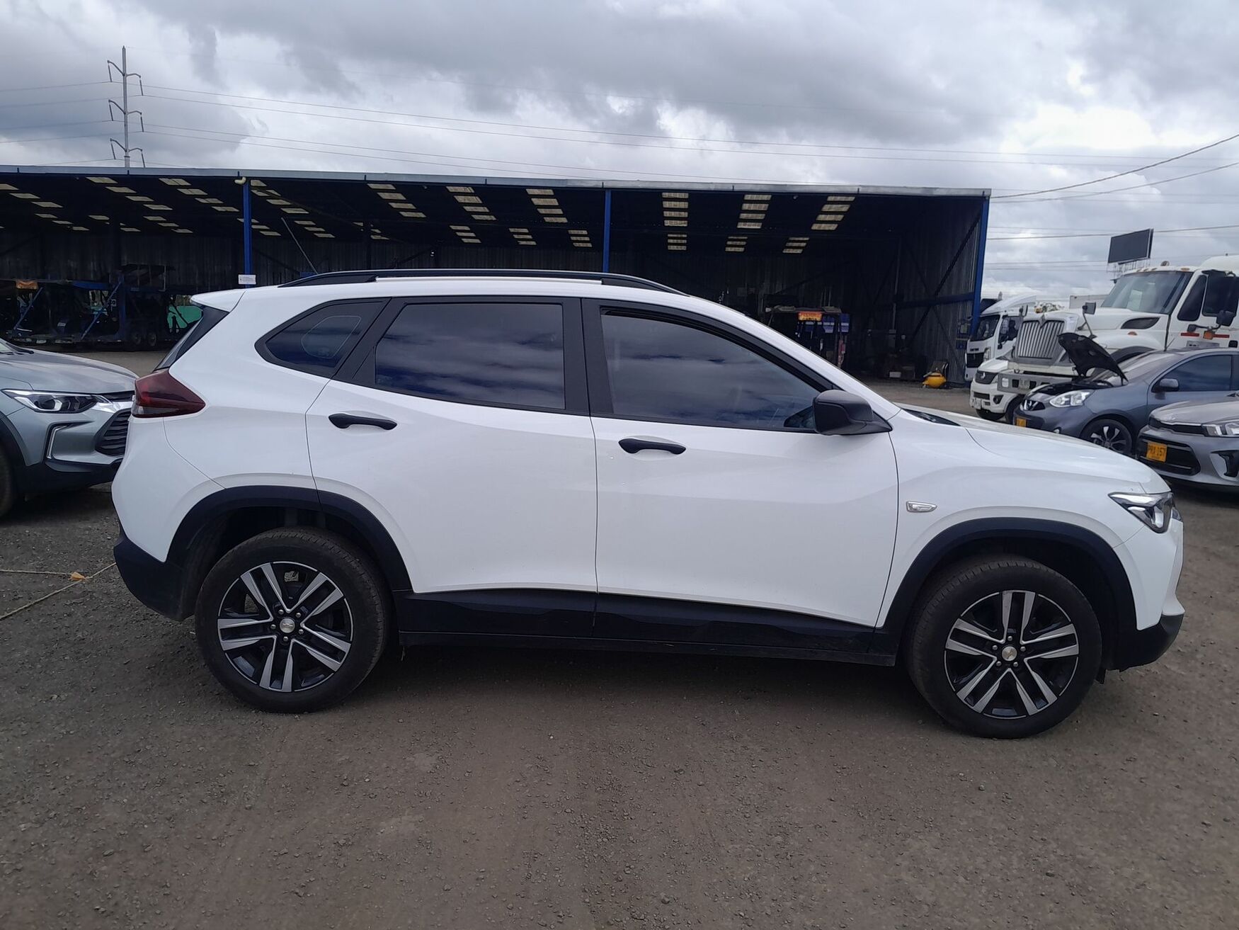 CHEVROLET TRACKER 2025