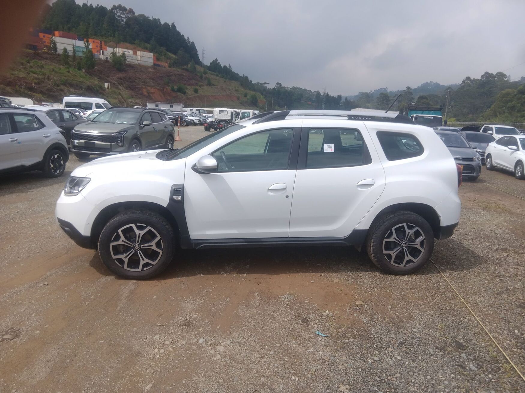 RENAULT DUSTER 2024