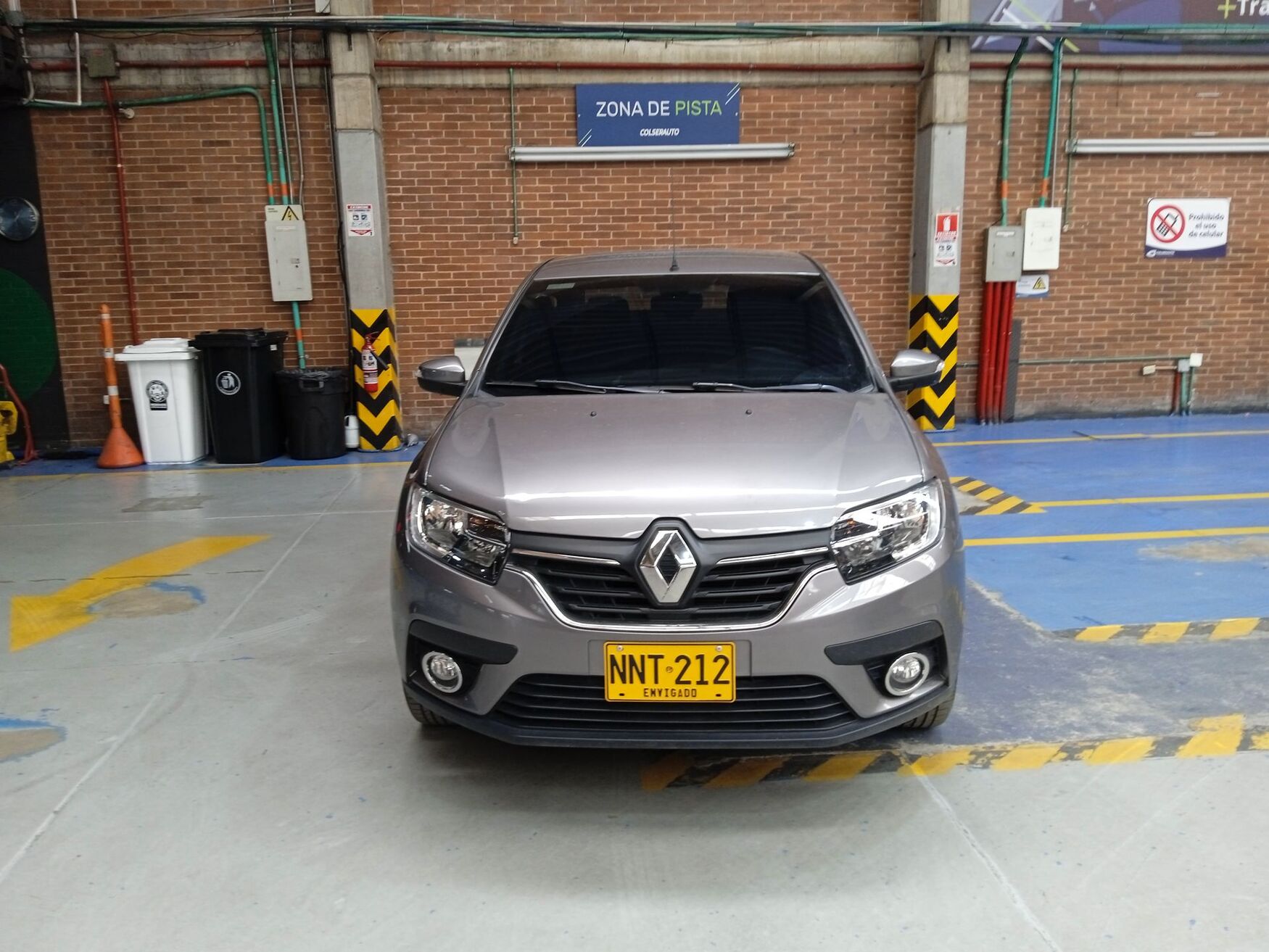 RENAULT LOGAN 2024