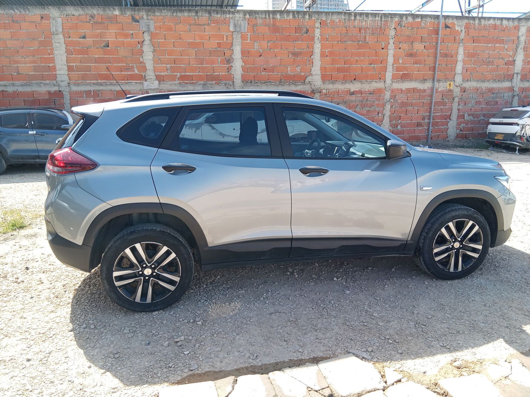 CHEVROLET TRACKER 2025