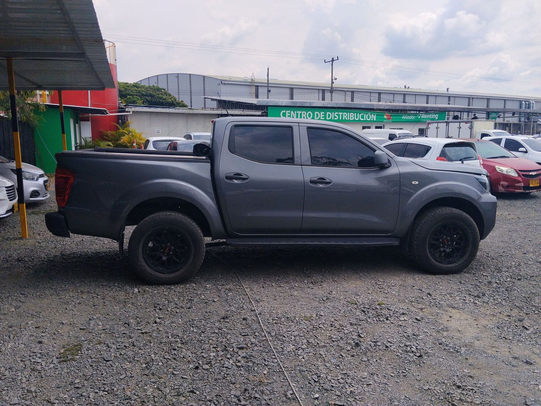 NISSAN FRONTIER 2023