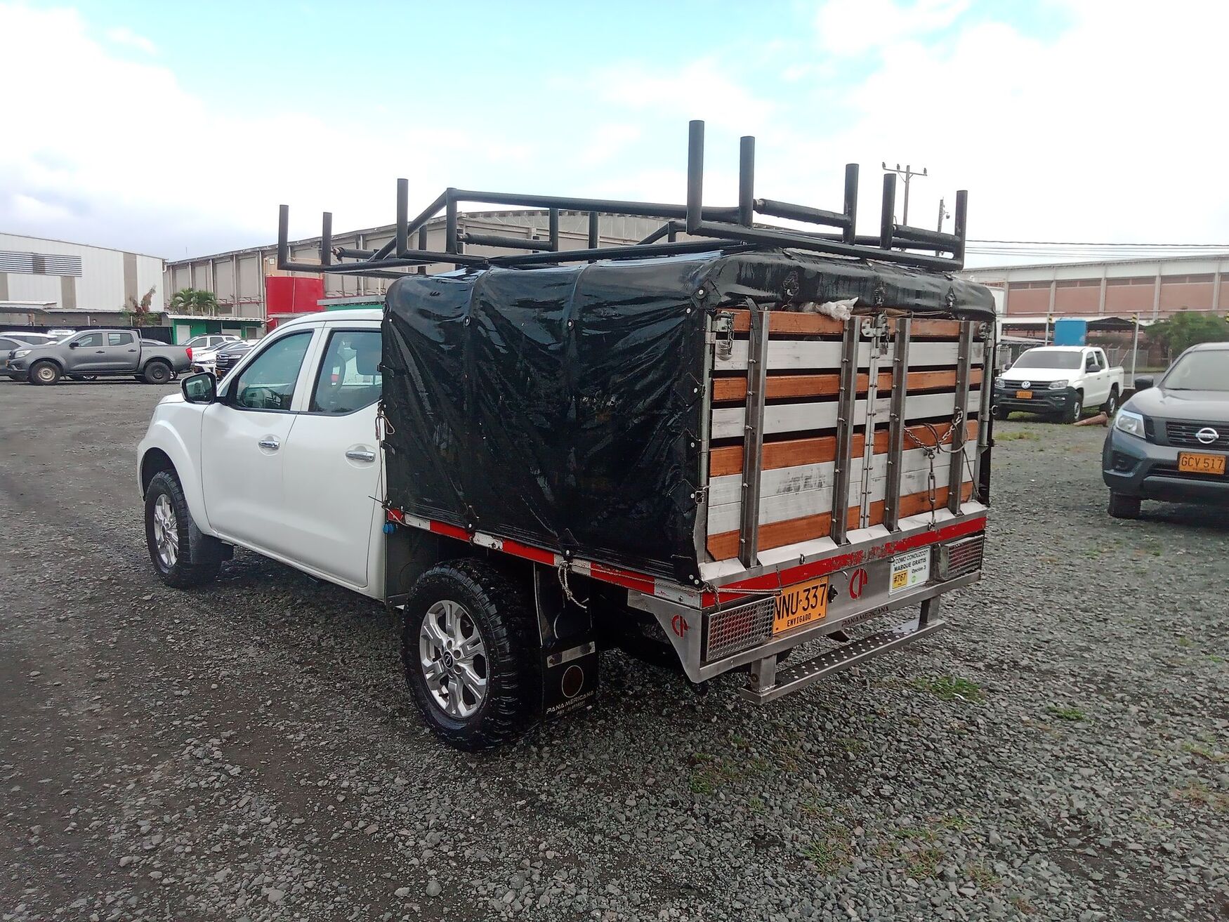 NISSAN FRONTIER 2025