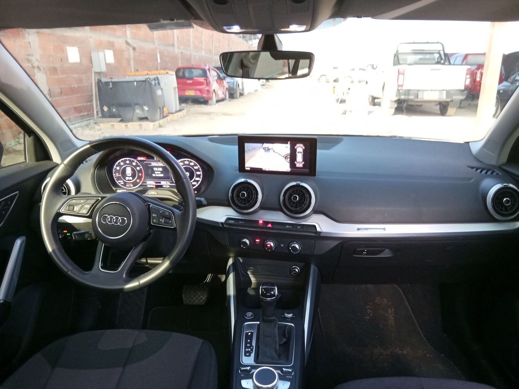AUDI Q2 2024