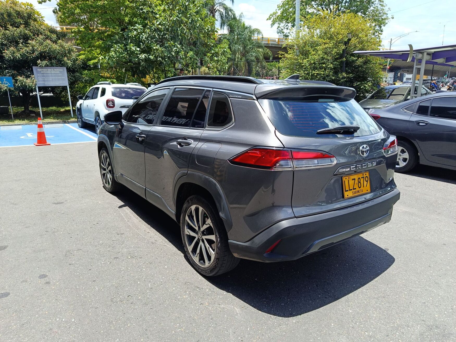 TOYOTA COROLLA CROSS 2023