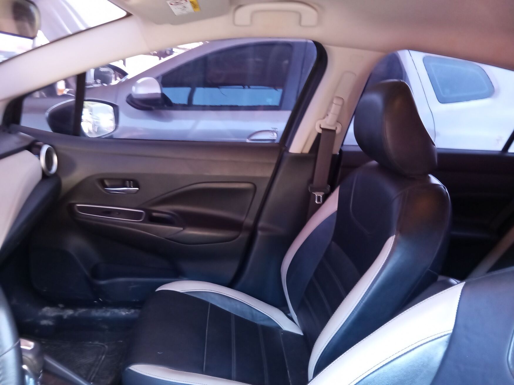 NISSAN VERSA 2021