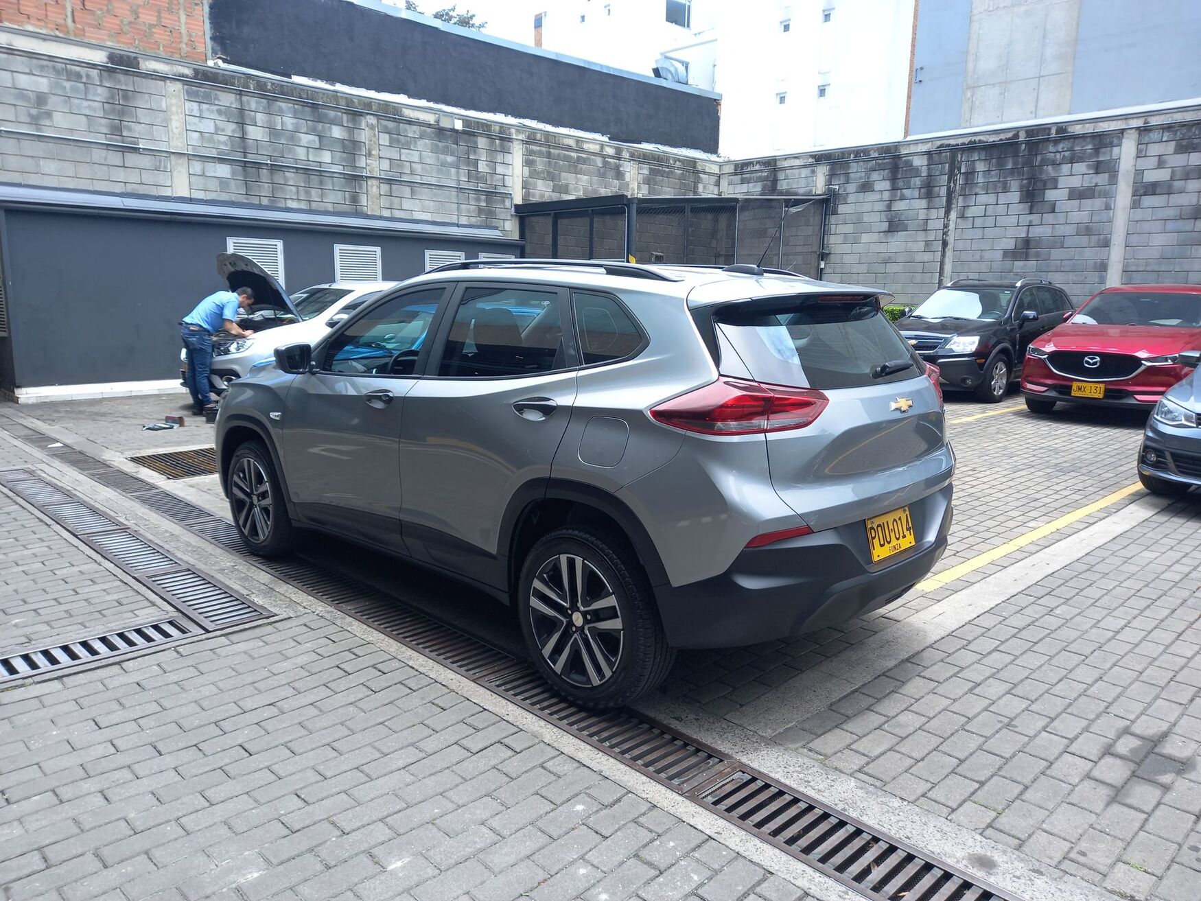 CHEVROLET TRACKER 2025