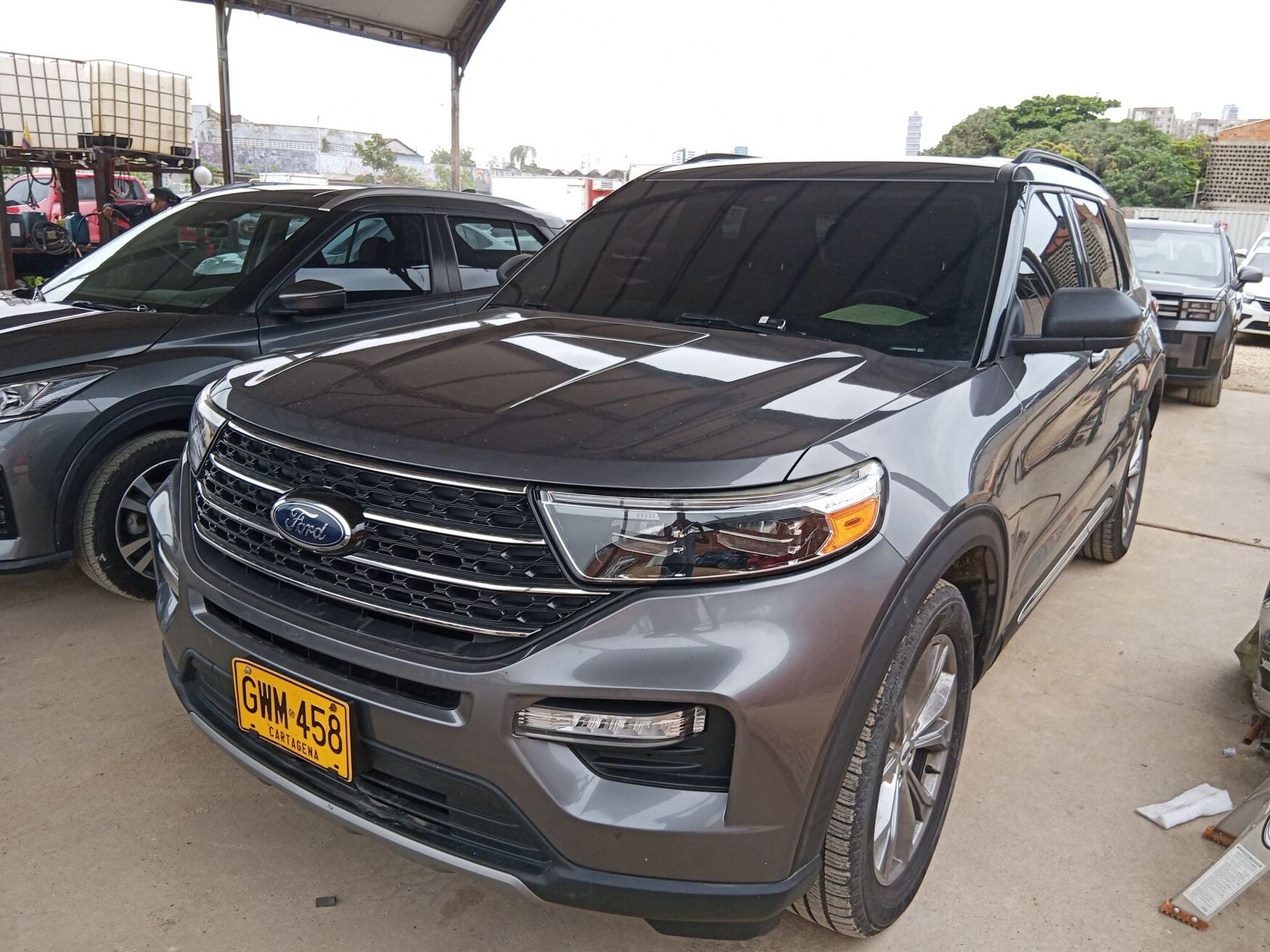 FORD EXPLORER 2021