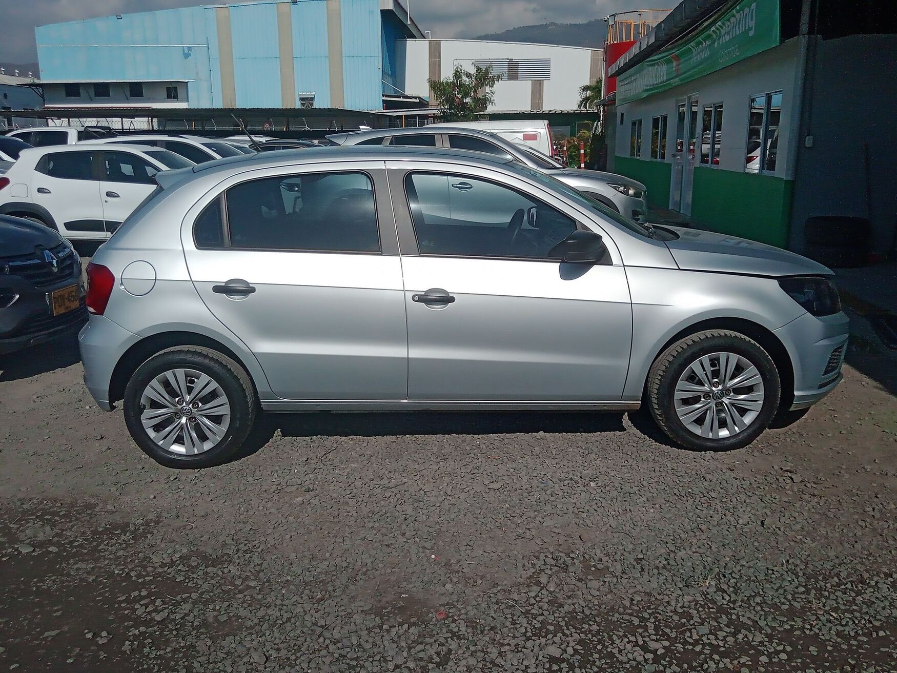 VOLKSWAGEN GOL 2022