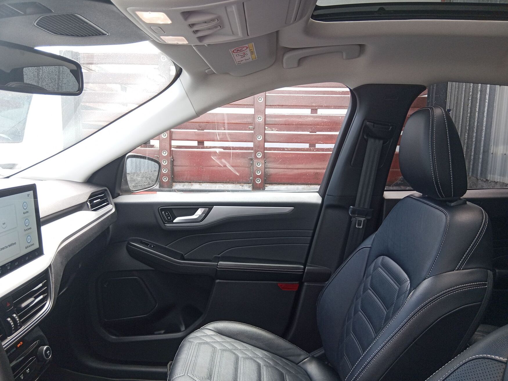 FORD ESCAPE 2023
