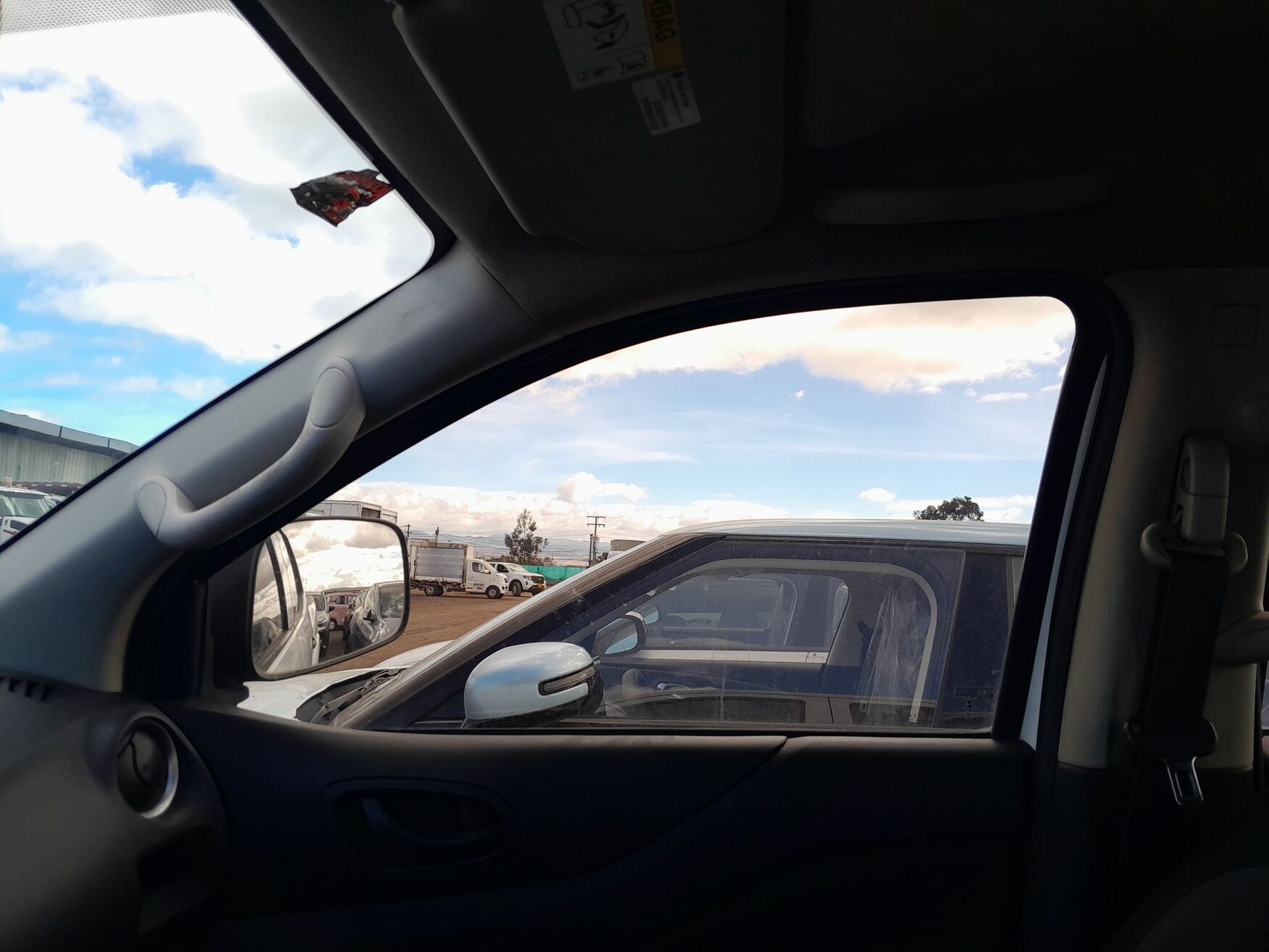 NISSAN FRONTIER 2023
