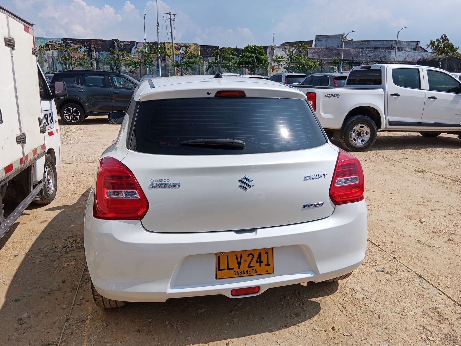 SUZUKI SWIFT 2023