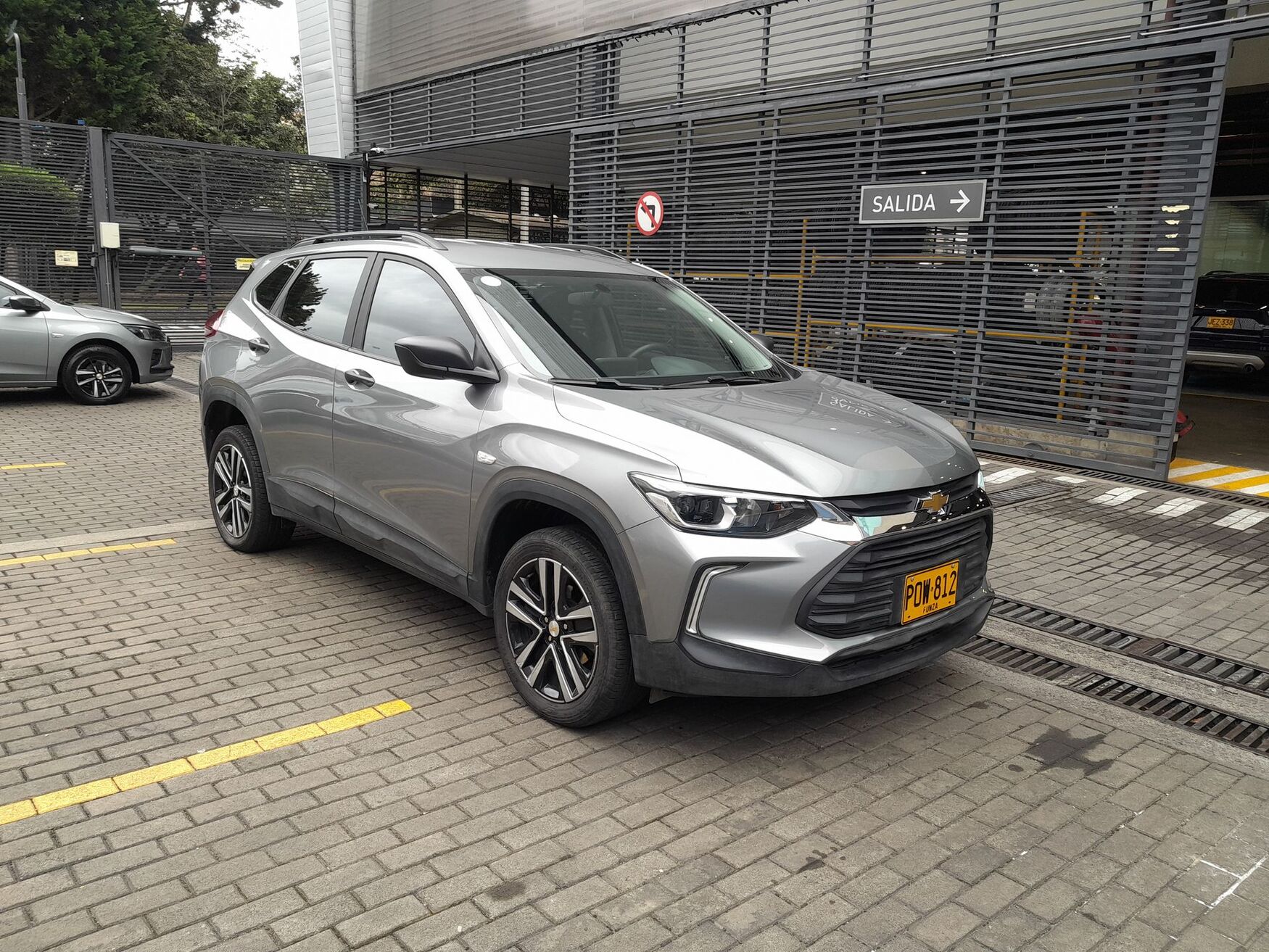 CHEVROLET TRACKER 2025