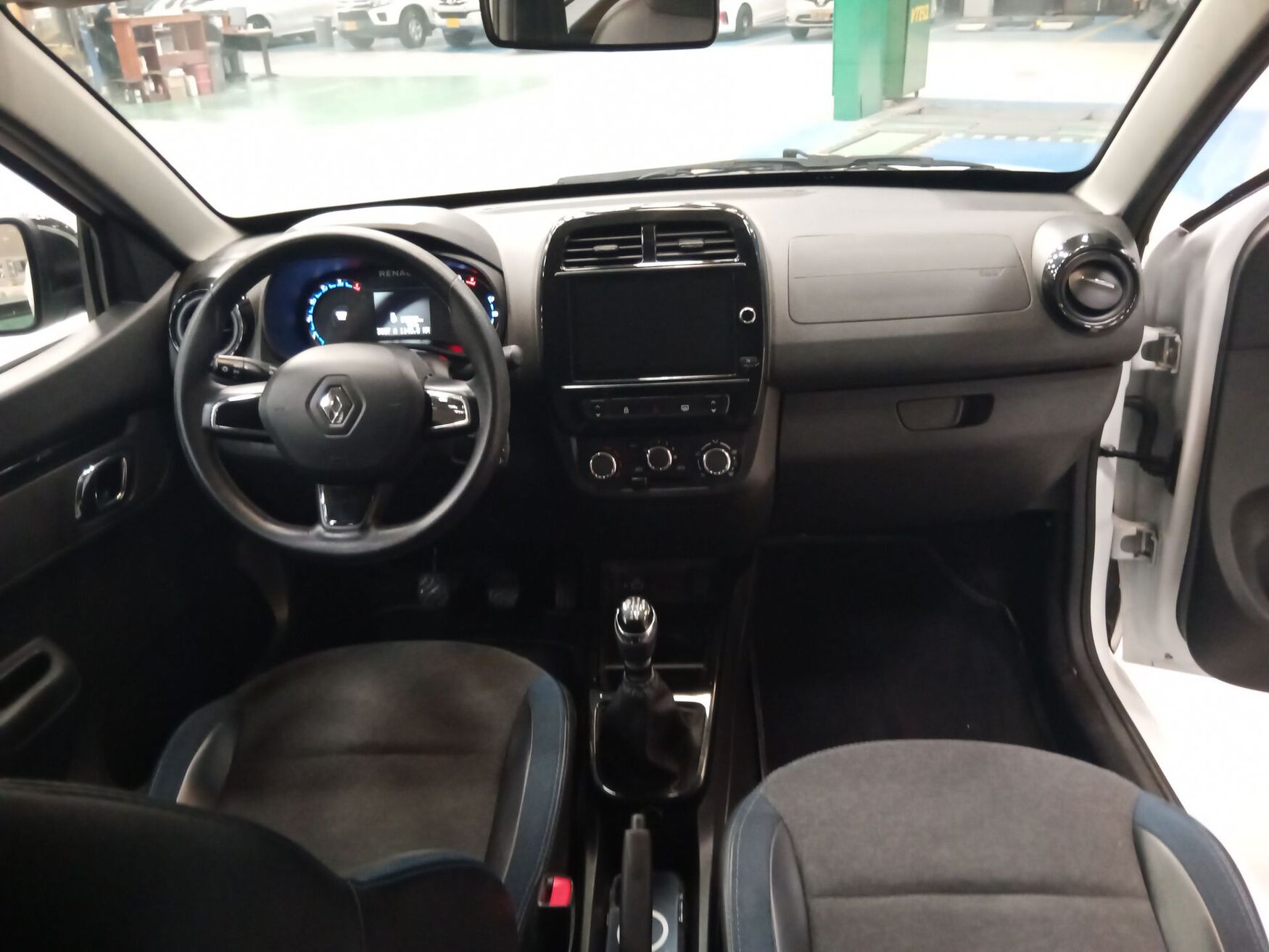 RENAULT KWID 2025
