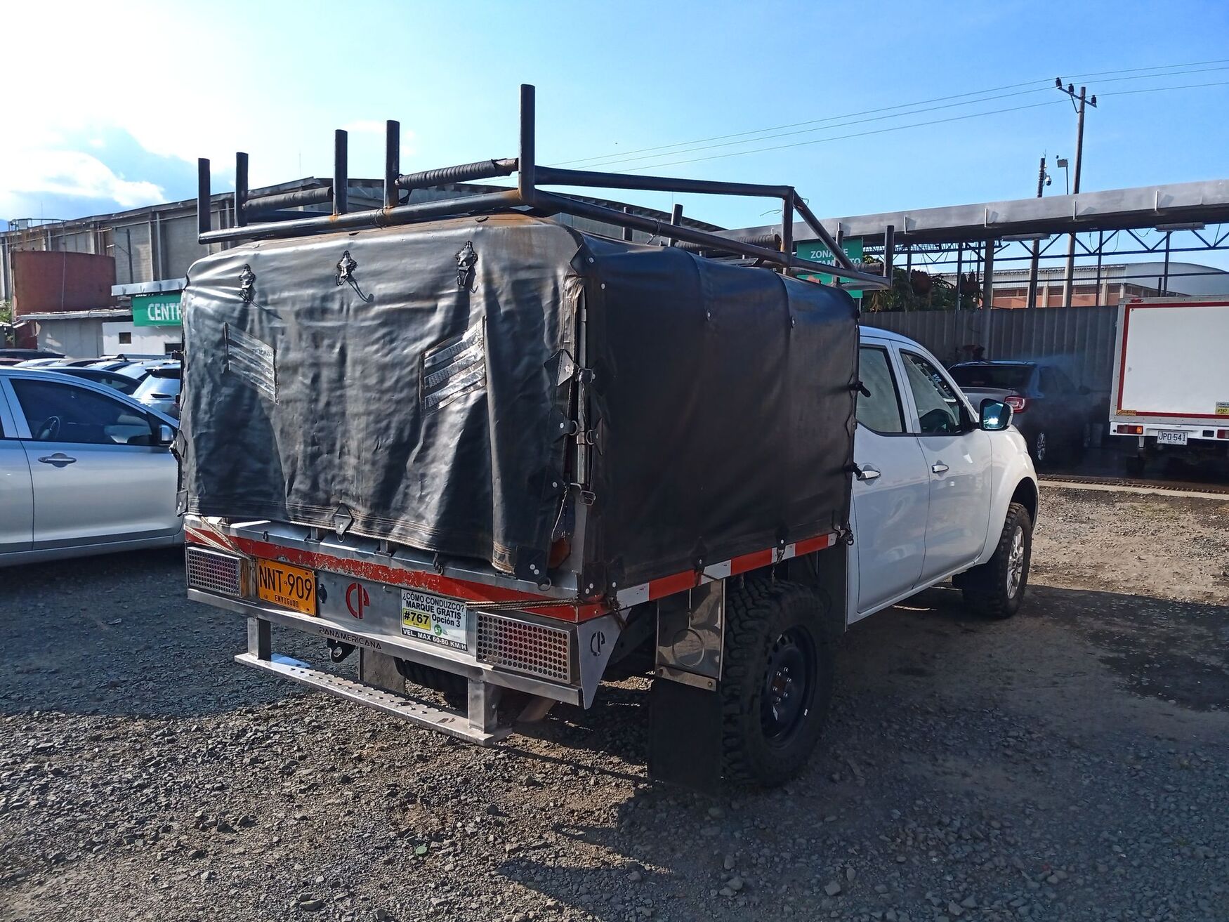 NISSAN FRONTIER 2024