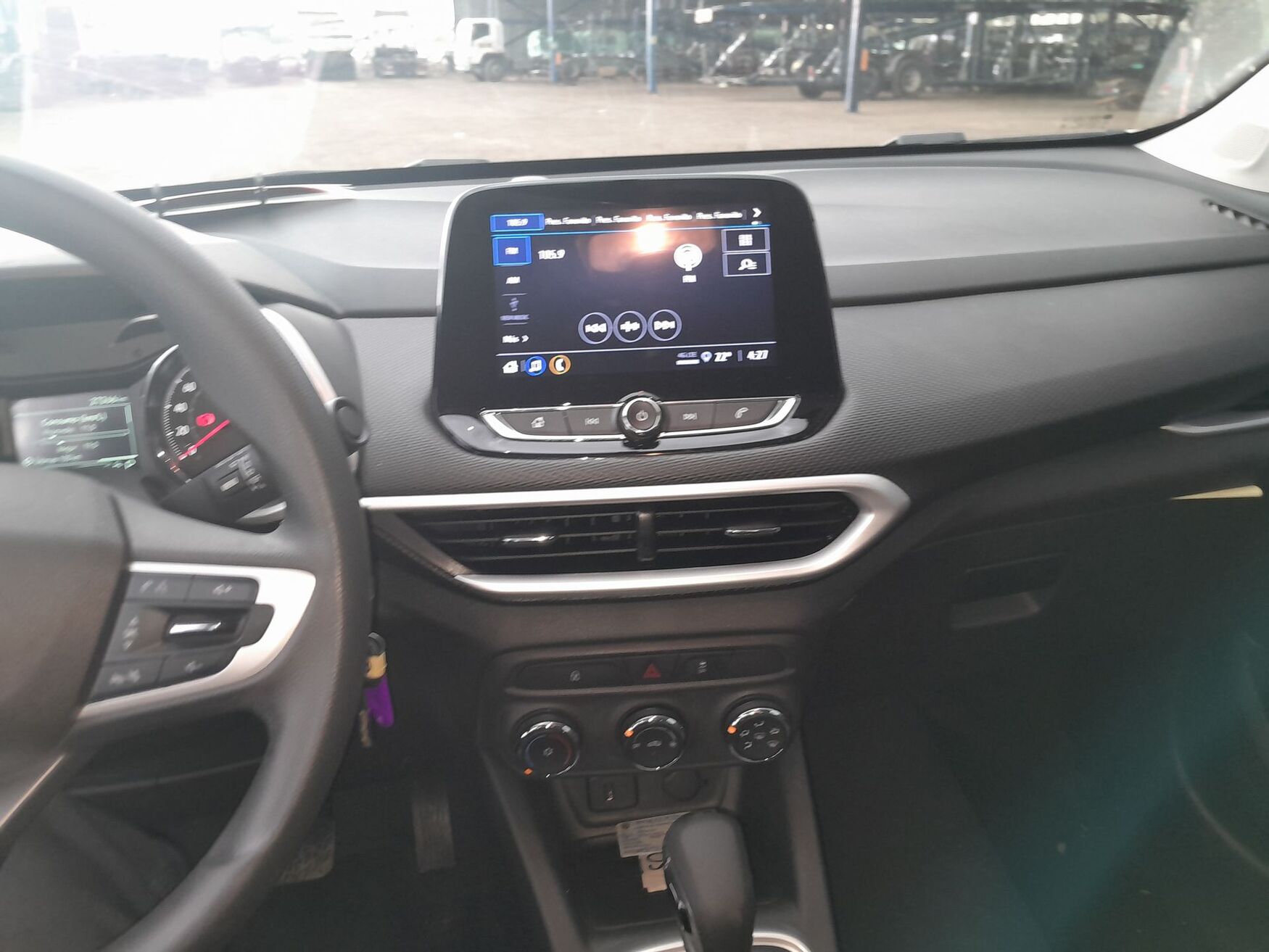 CHEVROLET TRACKER 2025
