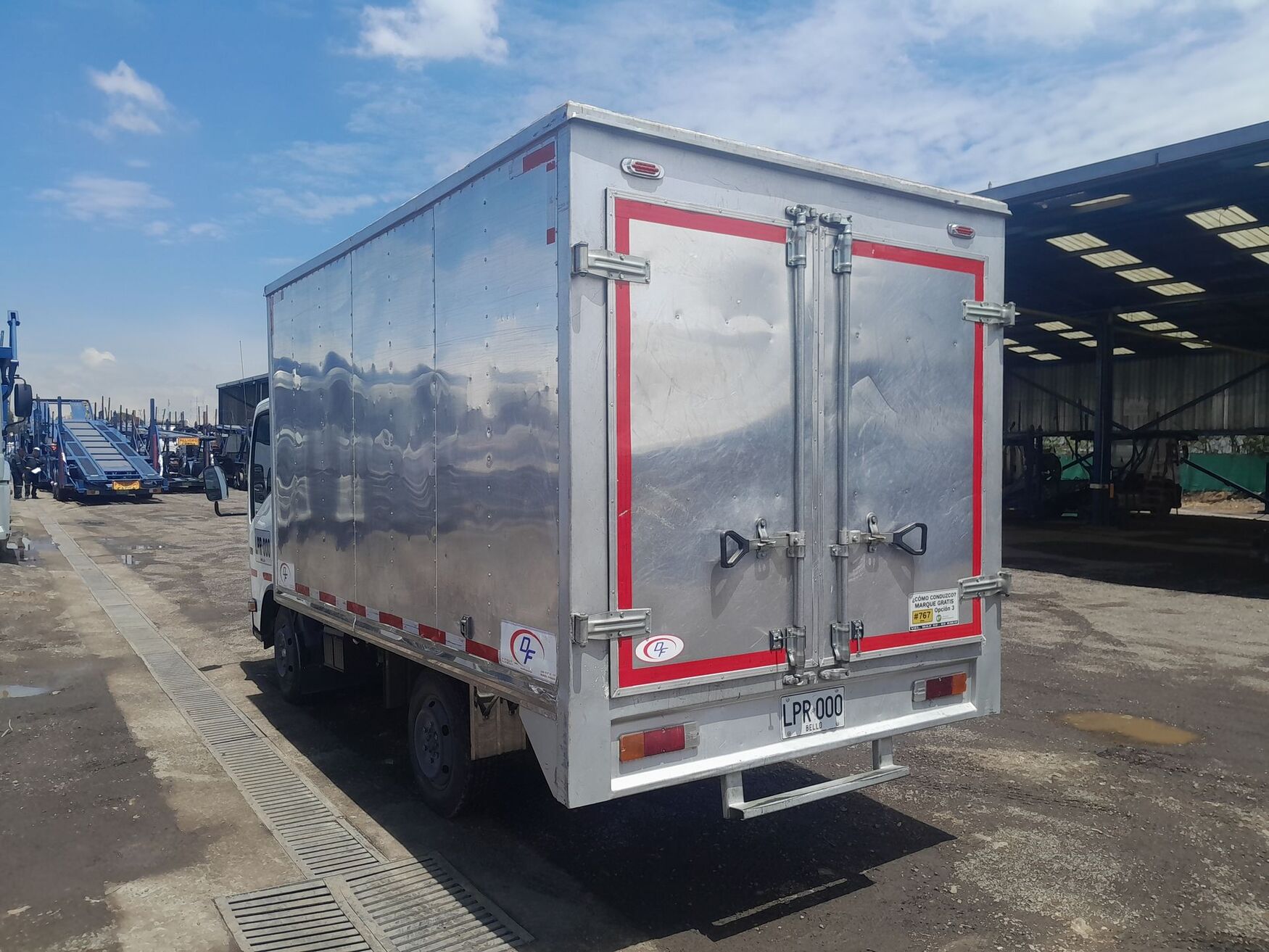 CHEVROLET NHR 2022
