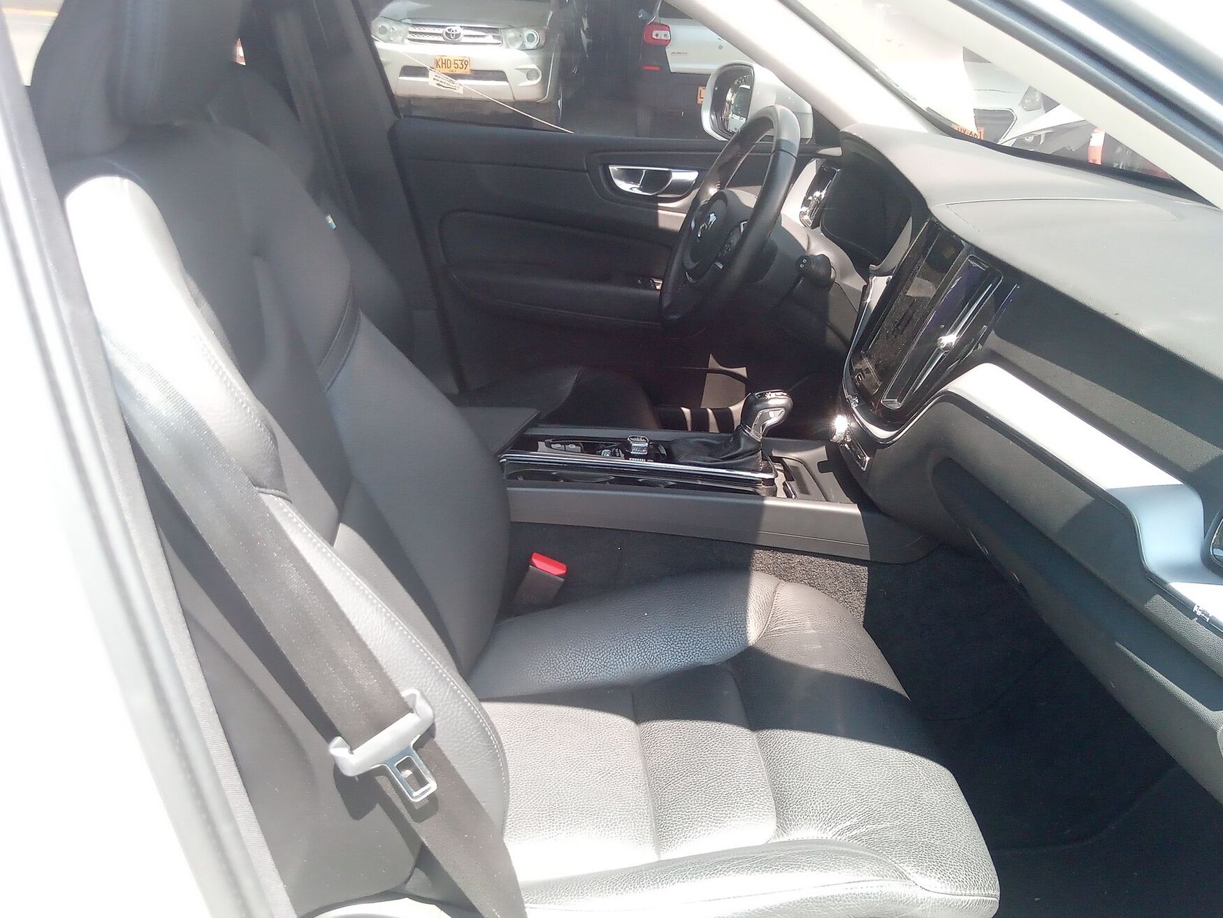 VOLVO XC60 2021