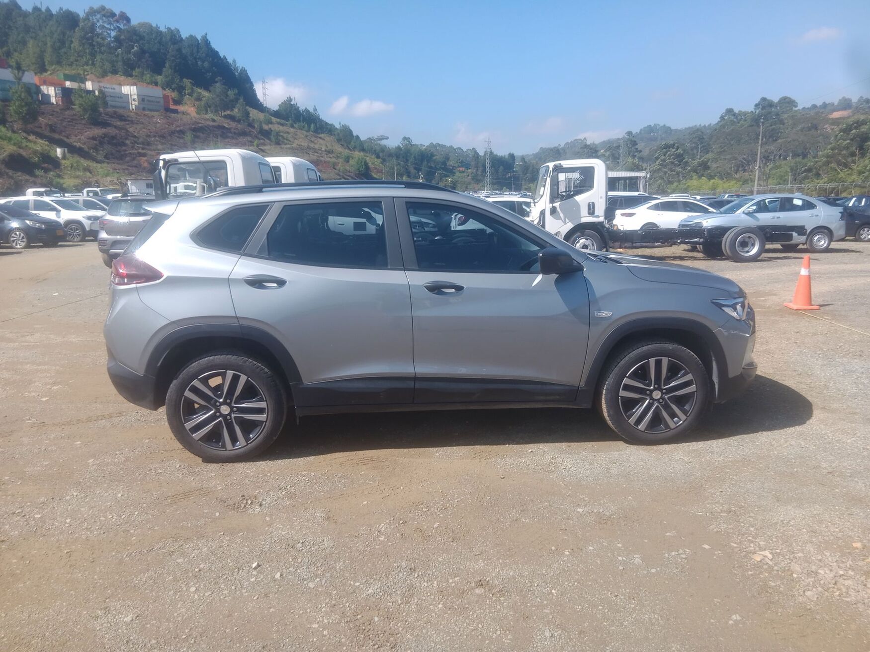 CHEVROLET TRACKER 2025