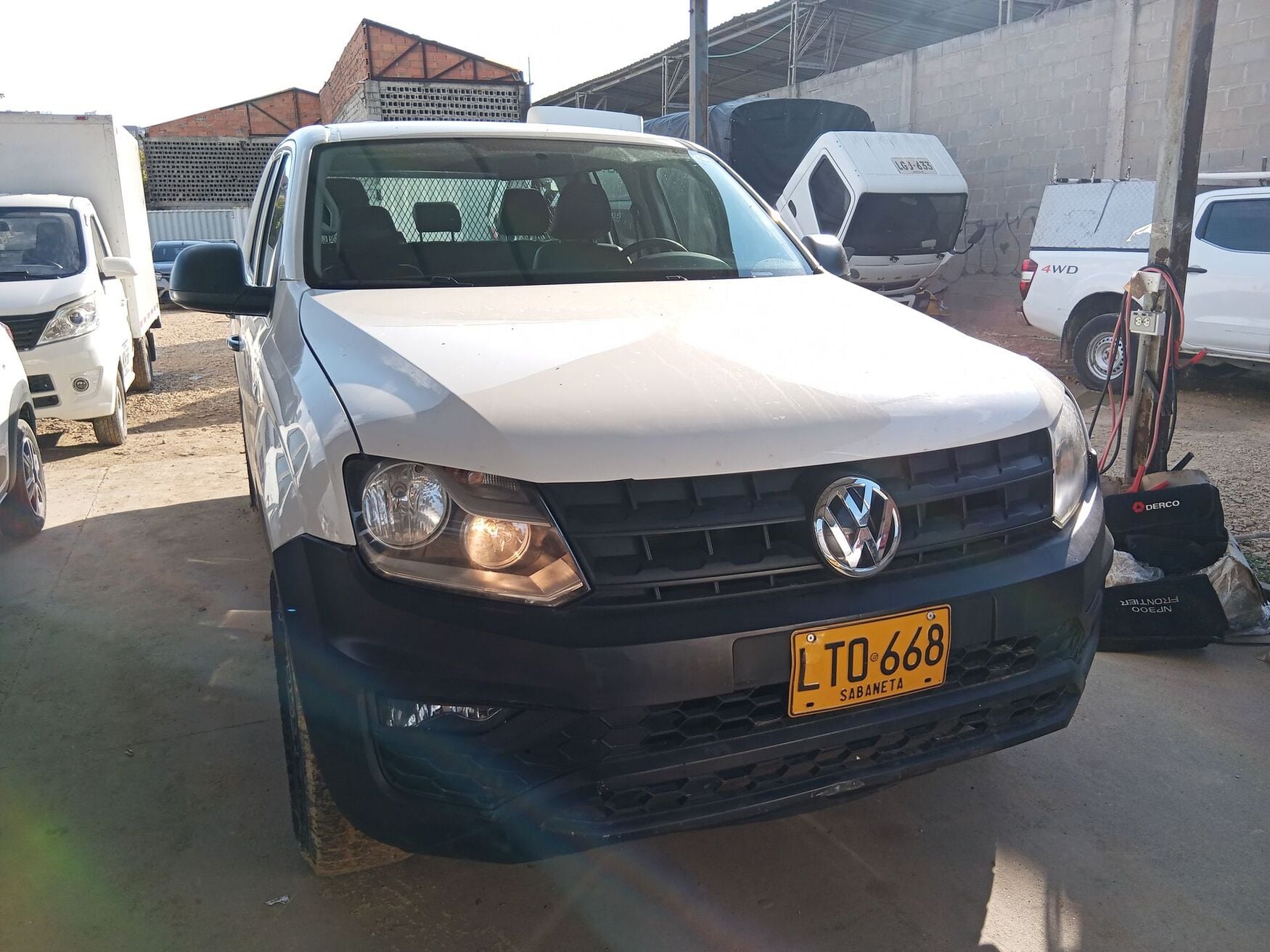 VOLKSWAGEN AMAROK 2023