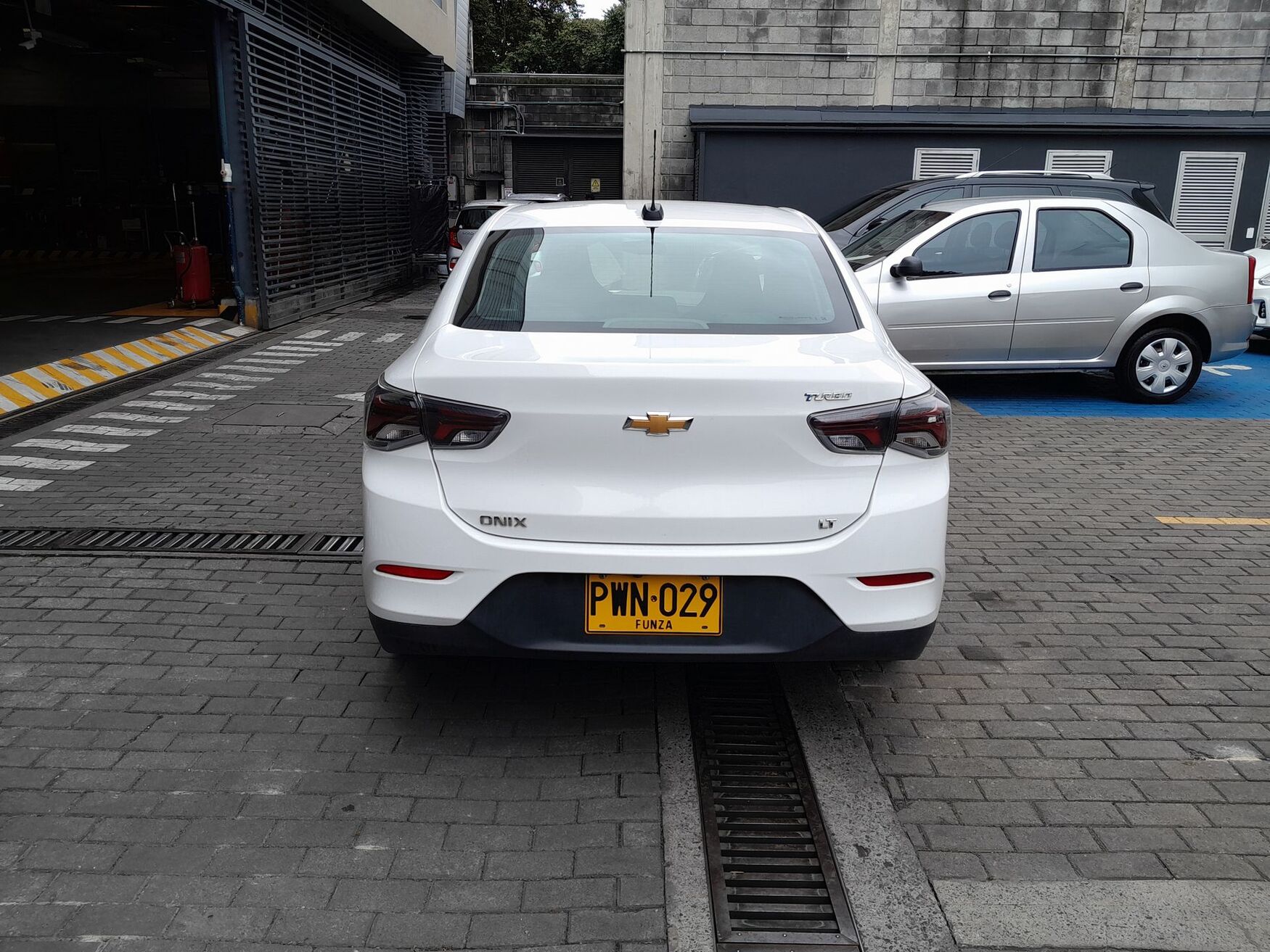 CHEVROLET ONIX 2026