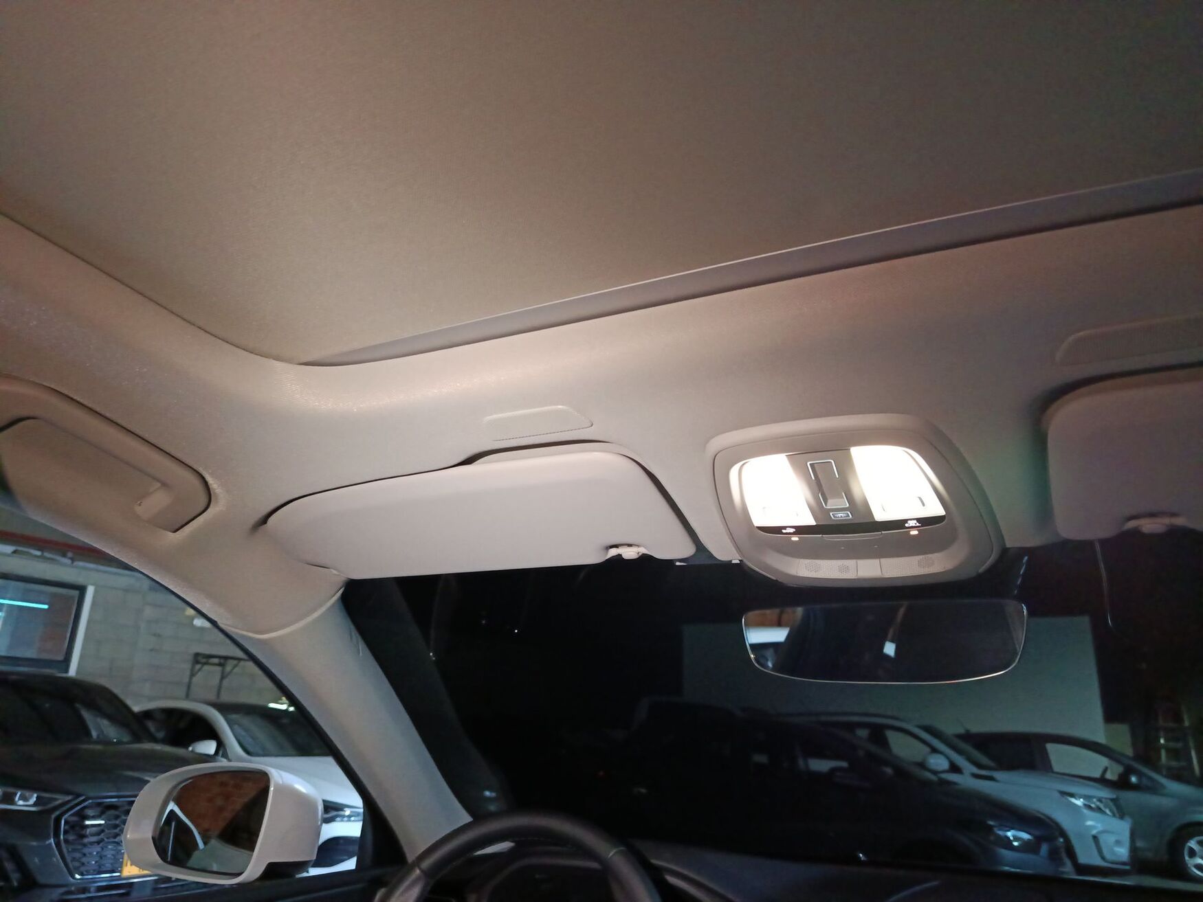 VOLVO XC60 2022