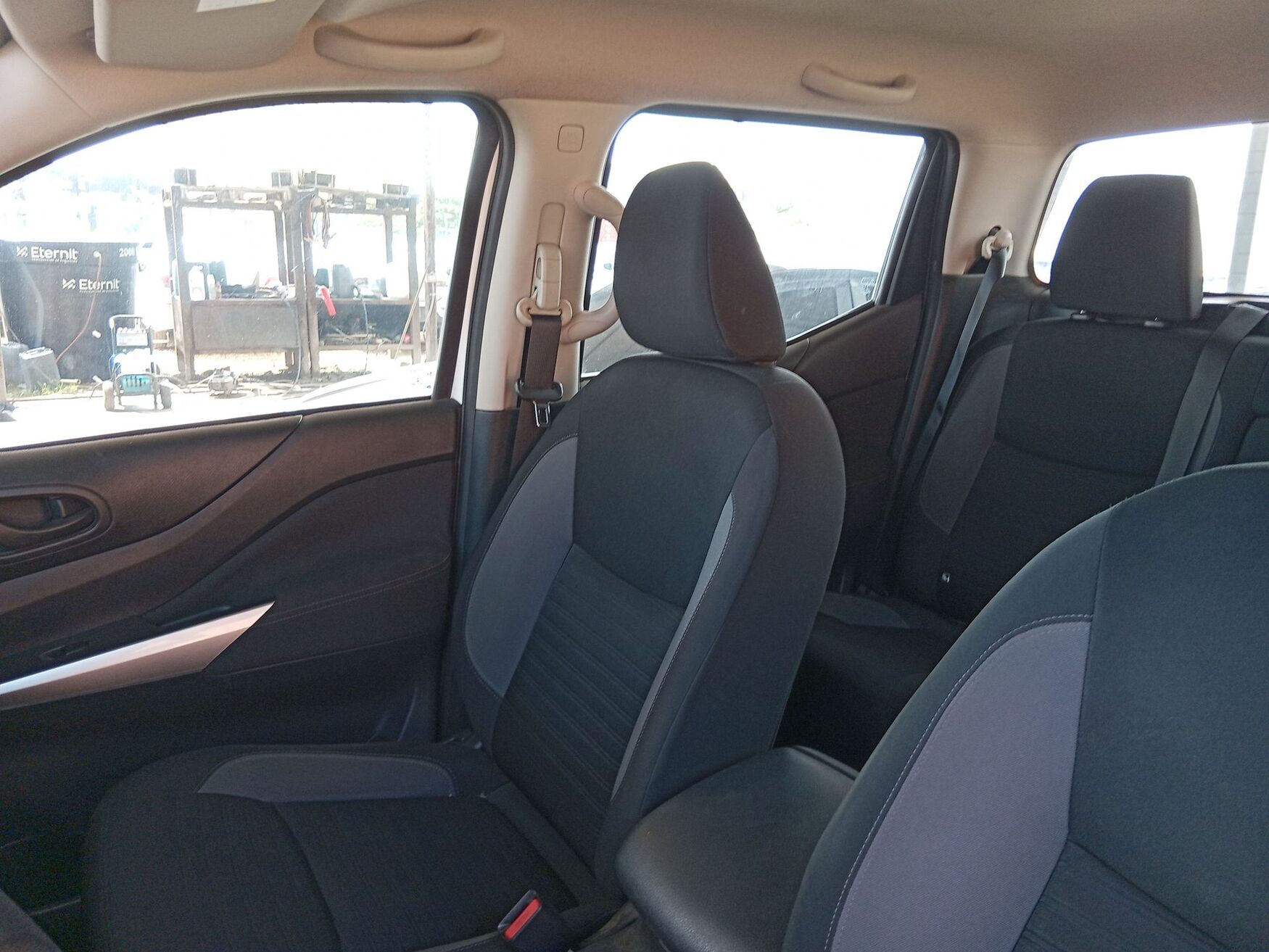 NISSAN FRONTIER 2022
